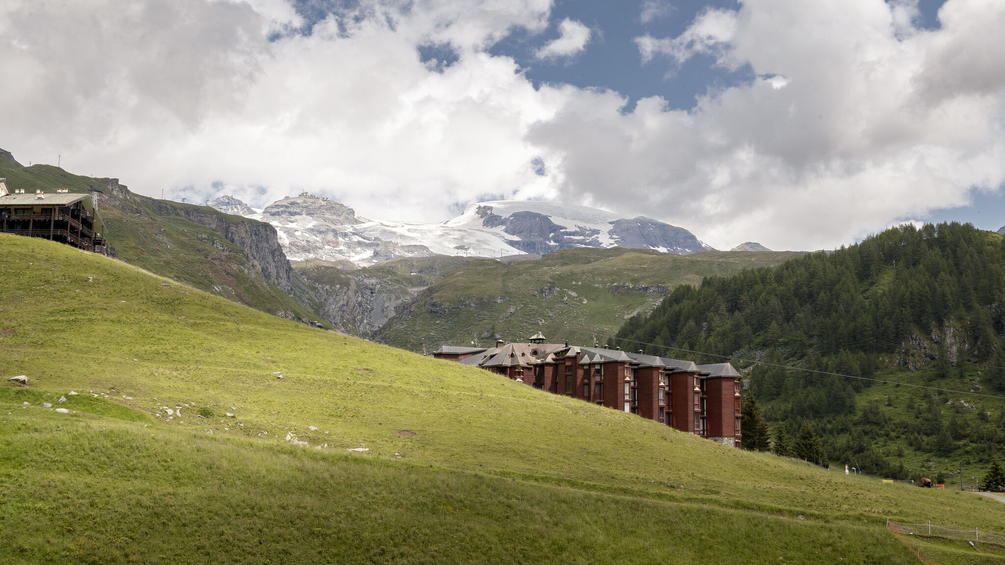 Italianway Valtournenche Casa Lobita – Panoramic Balcony Walk to Gondola