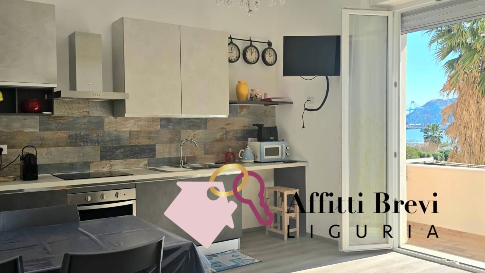 Italianway Savona Casa al mare Zinola by Affitti brevi Savona