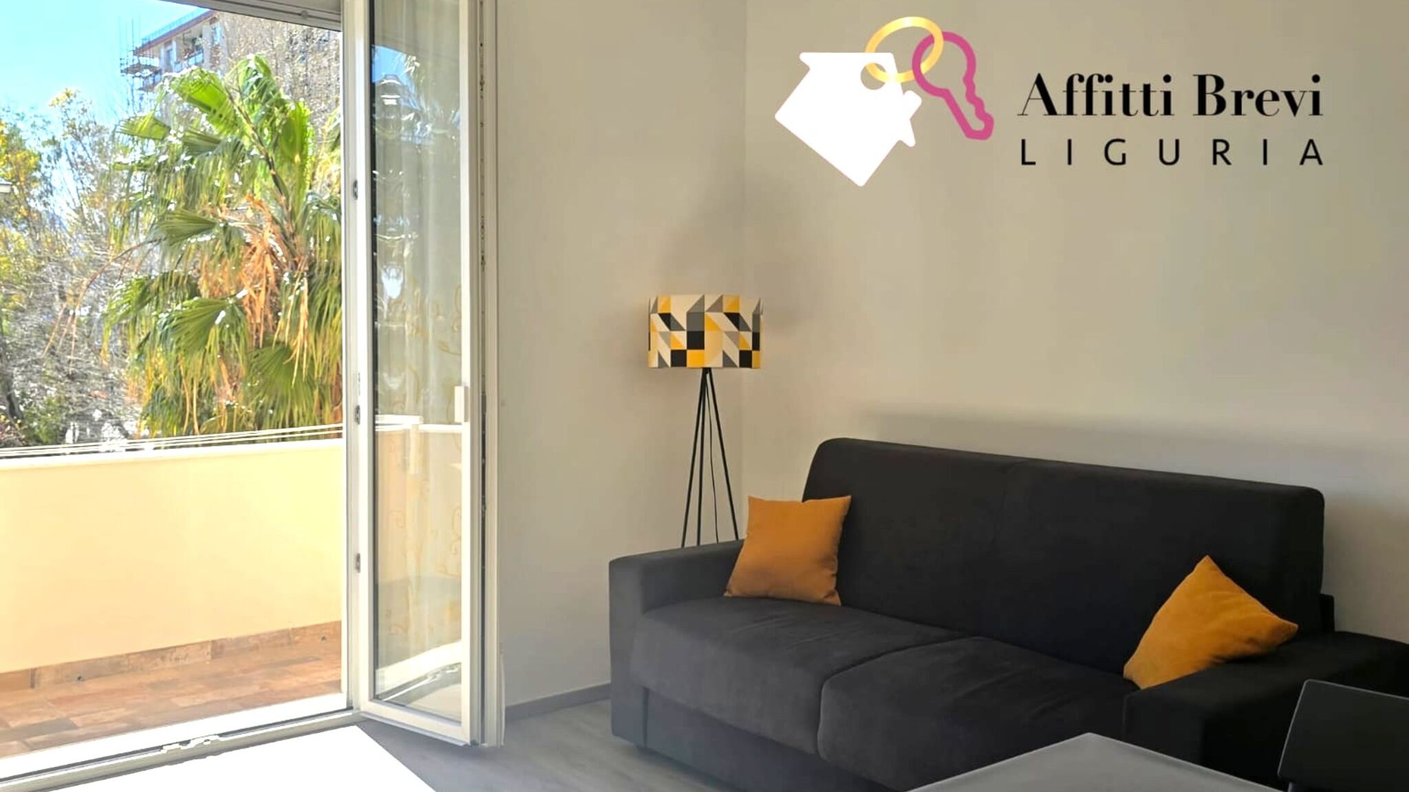 Italianway Savona Casa al mare Zinola by Affitti brevi Savona