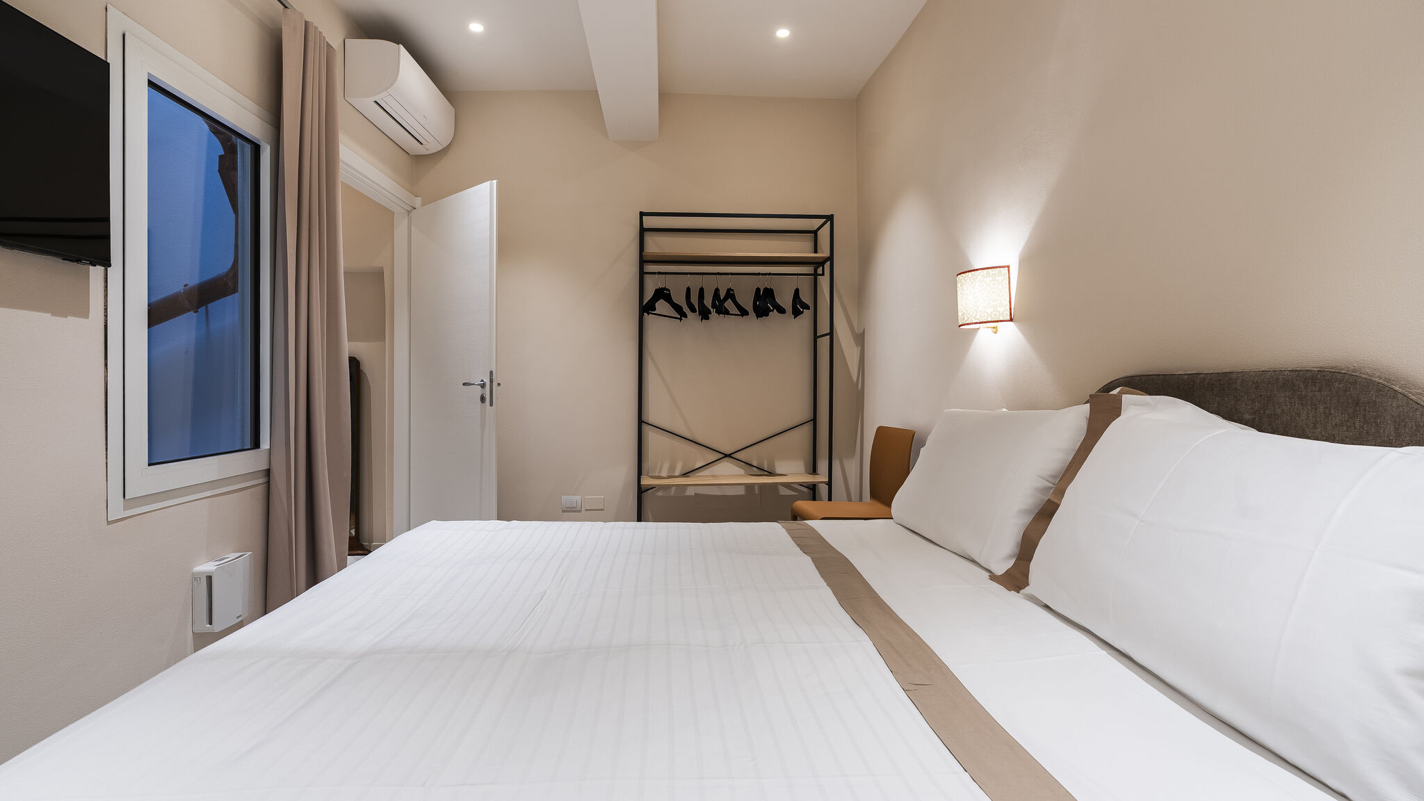 Italianway Firenze Palazzo Accademia-Brunelleschi-1