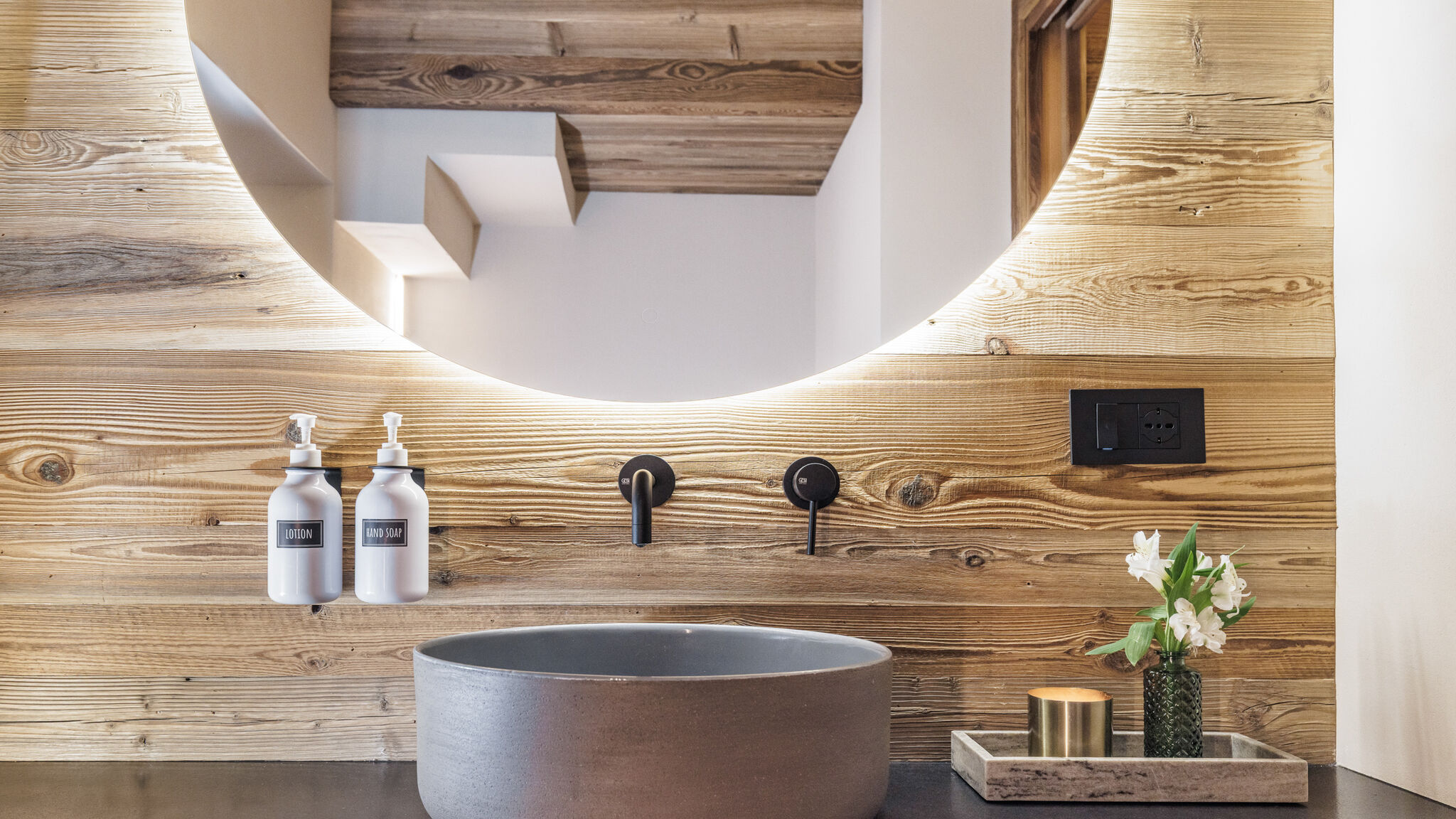 Italianway Gressan Chalet Les Fleurs - Scenic Alpine Retreat 