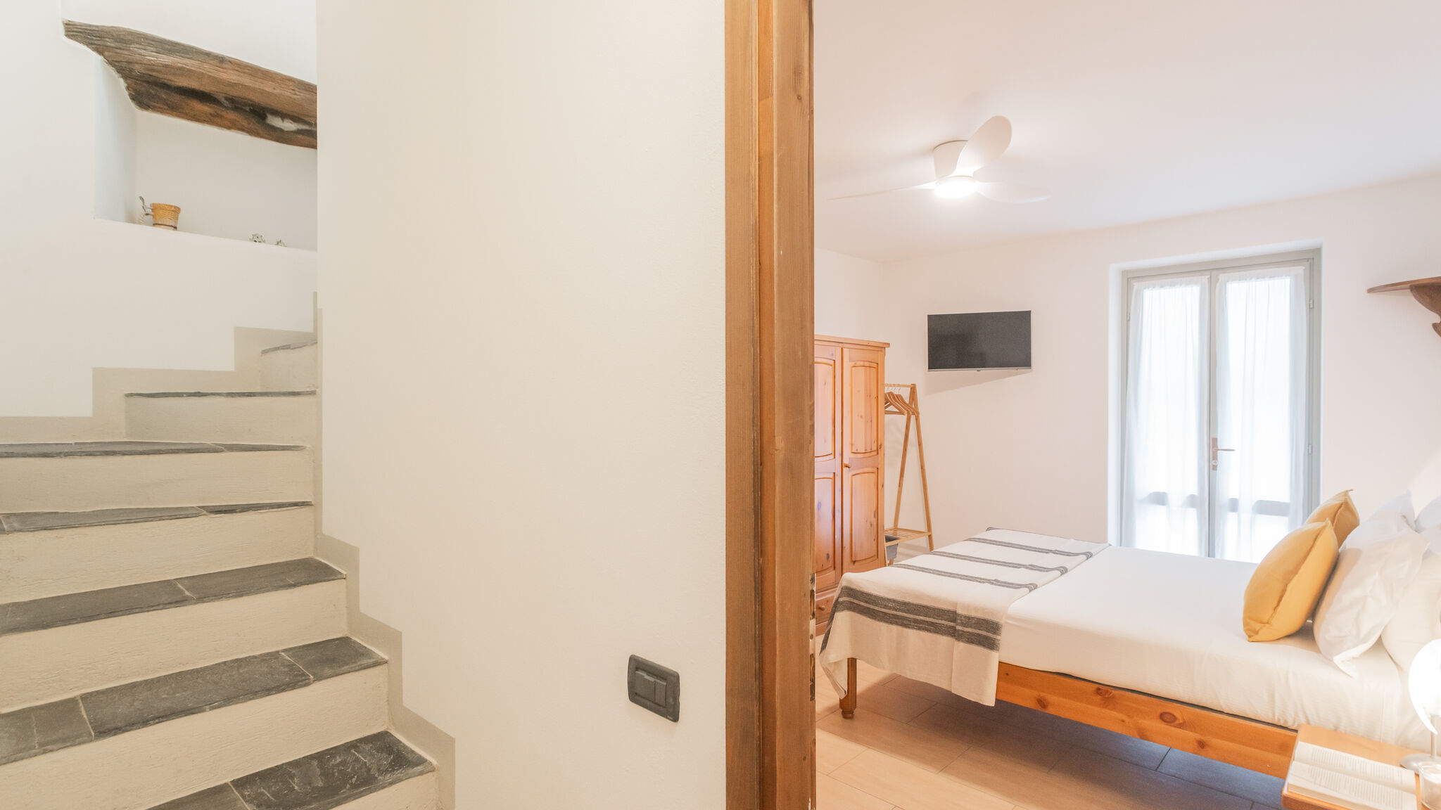 Italianway Tremezzina Piccola Abbazia by RentAllComo