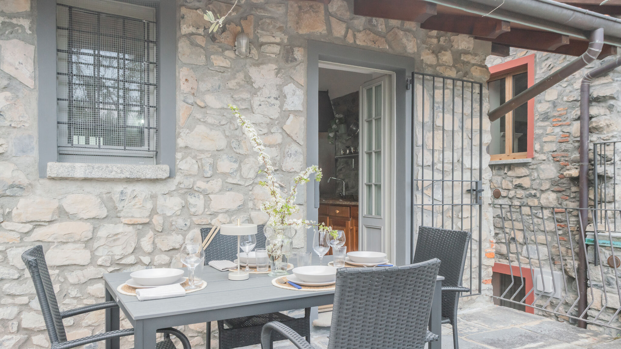 Italianway Tremezzina Piccola Abbazia by RentAllComo