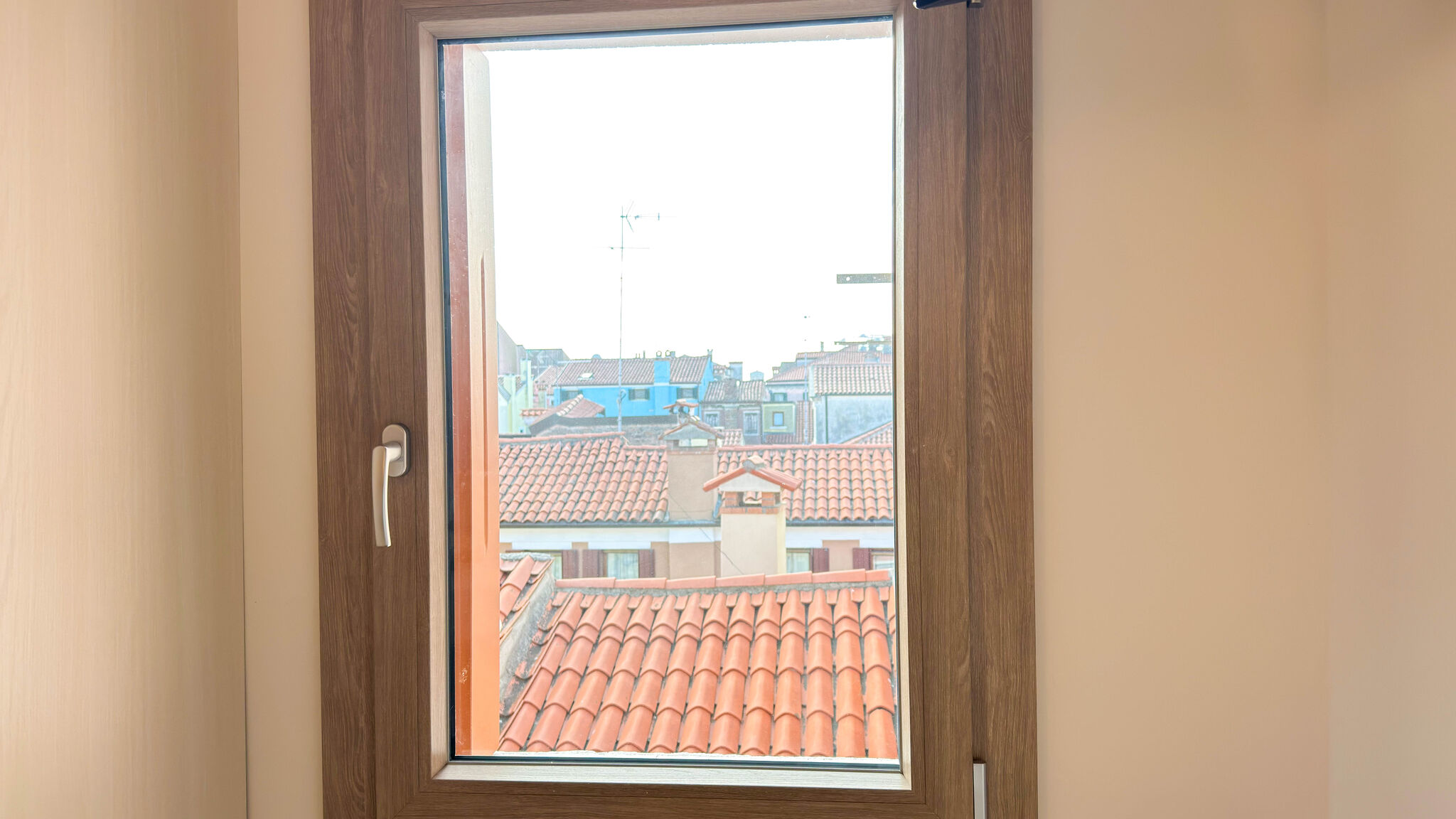 Italianway Chioggia Imperial Golden Suite by Ca-Sa Check