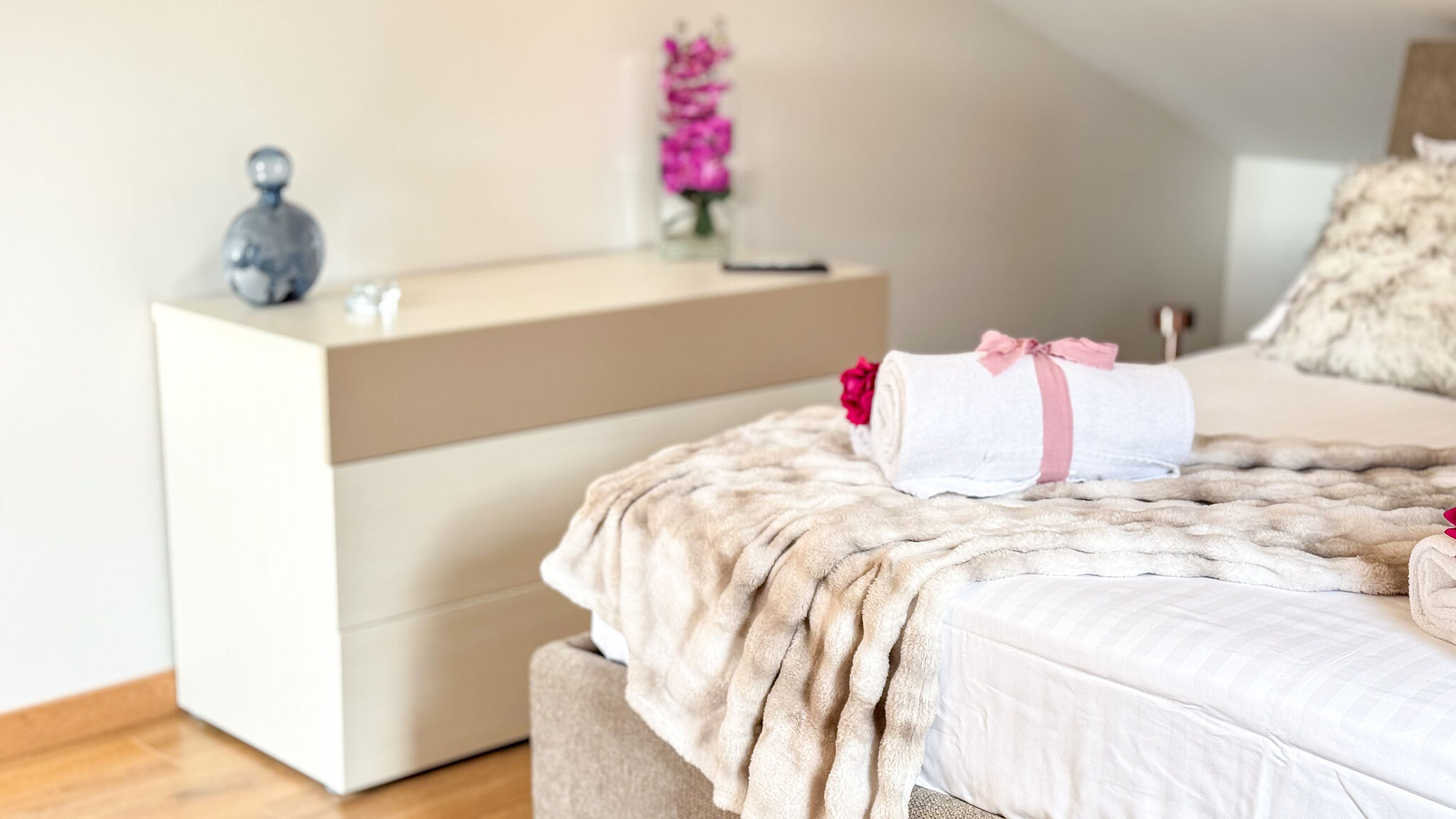 Italianway Chioggia Imperial Golden Suite by Ca-Sa Check