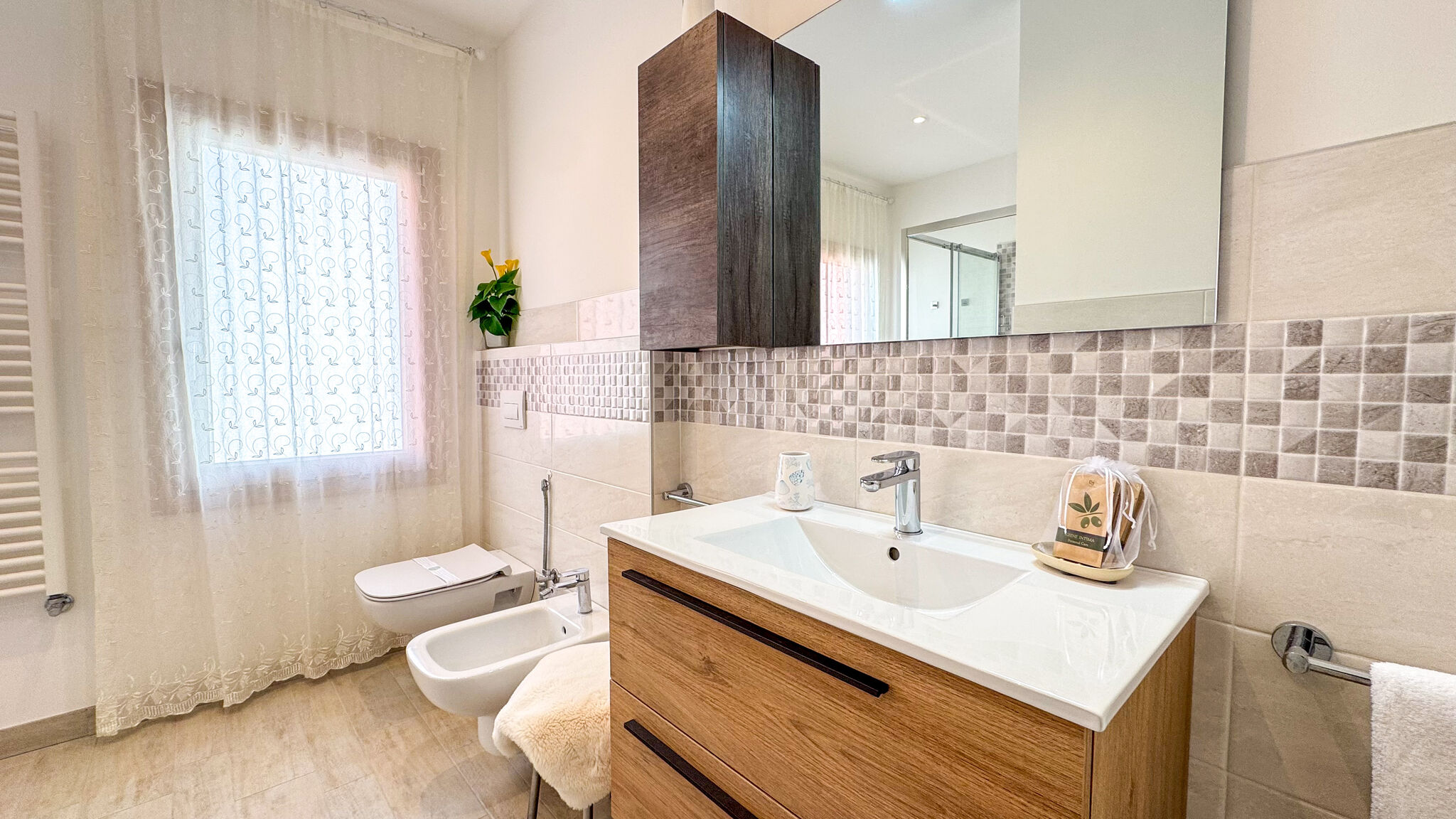 Italianway Chioggia Imperial Golden Suite by Ca-Sa Check