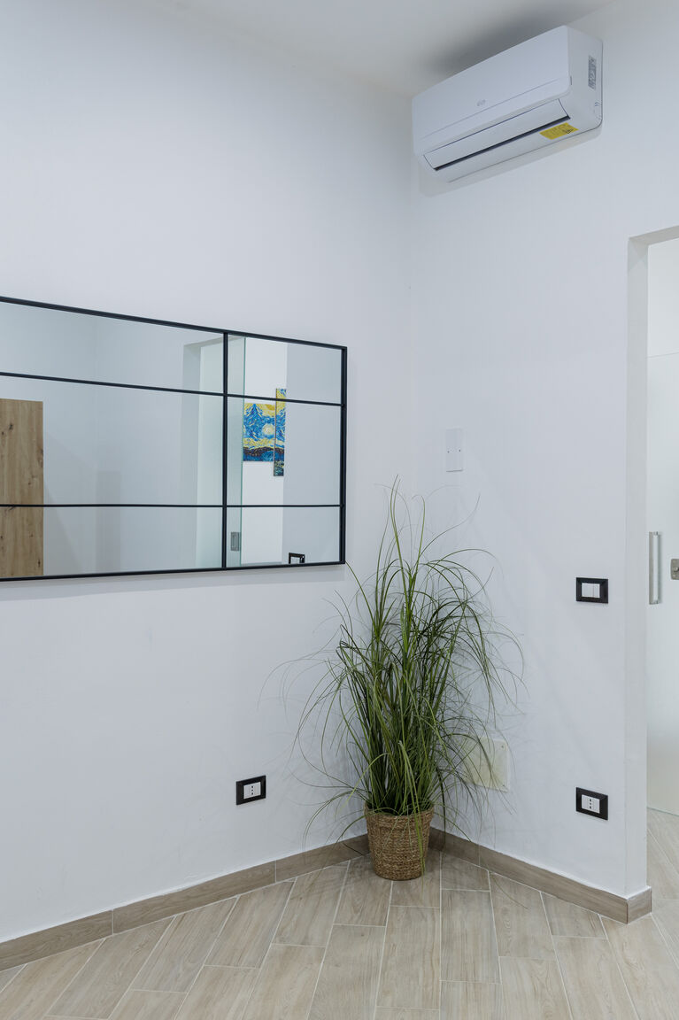 Italianway Balestrate Scorcio di mare 