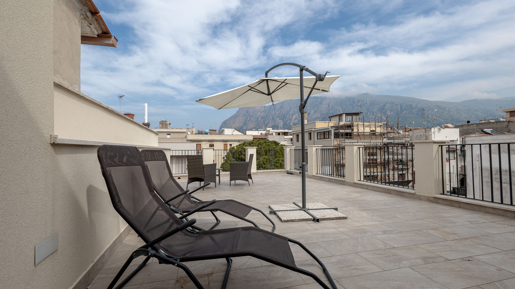 Italianway Terrasini Terrasini Center Appartamento 1 con terrazza 