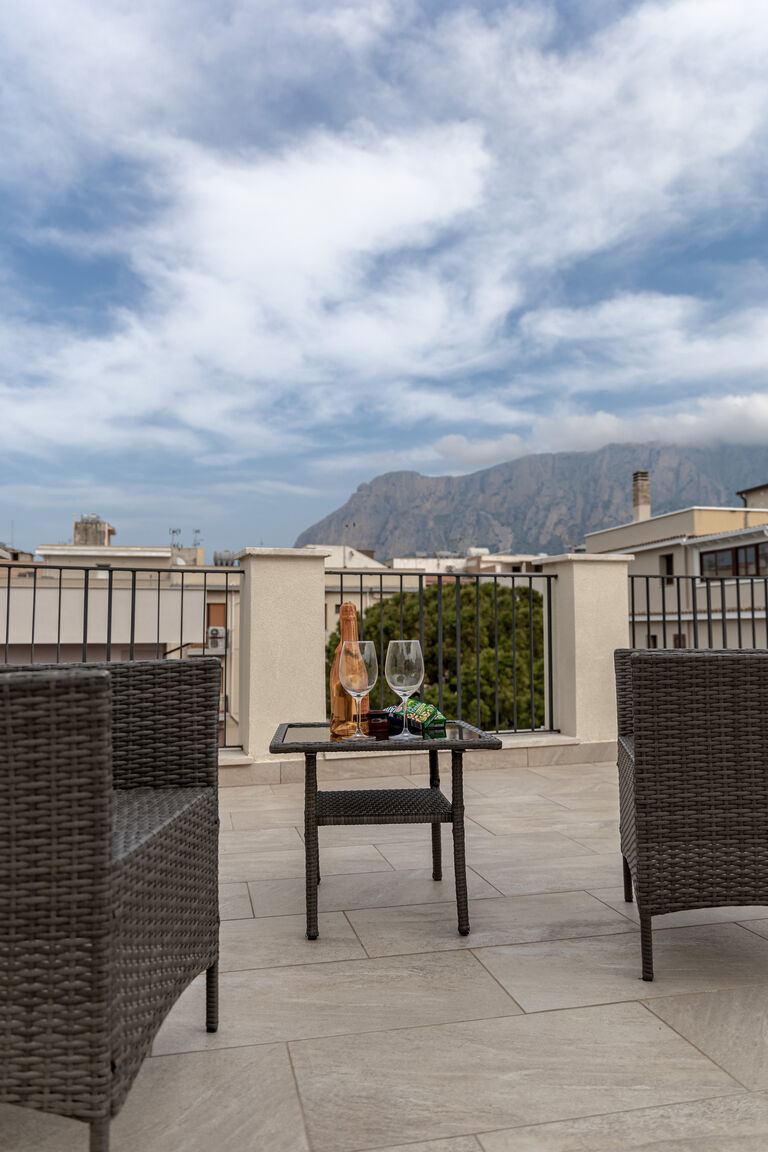 Italianway Terrasini Terrasini Center Appartamento 1 con terrazza 