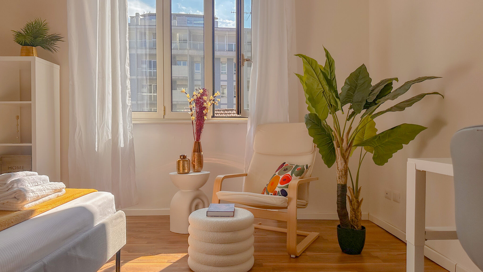 Italianway Milano Flatsharing - Gioia Beige Retreat – 3 Bedrooms