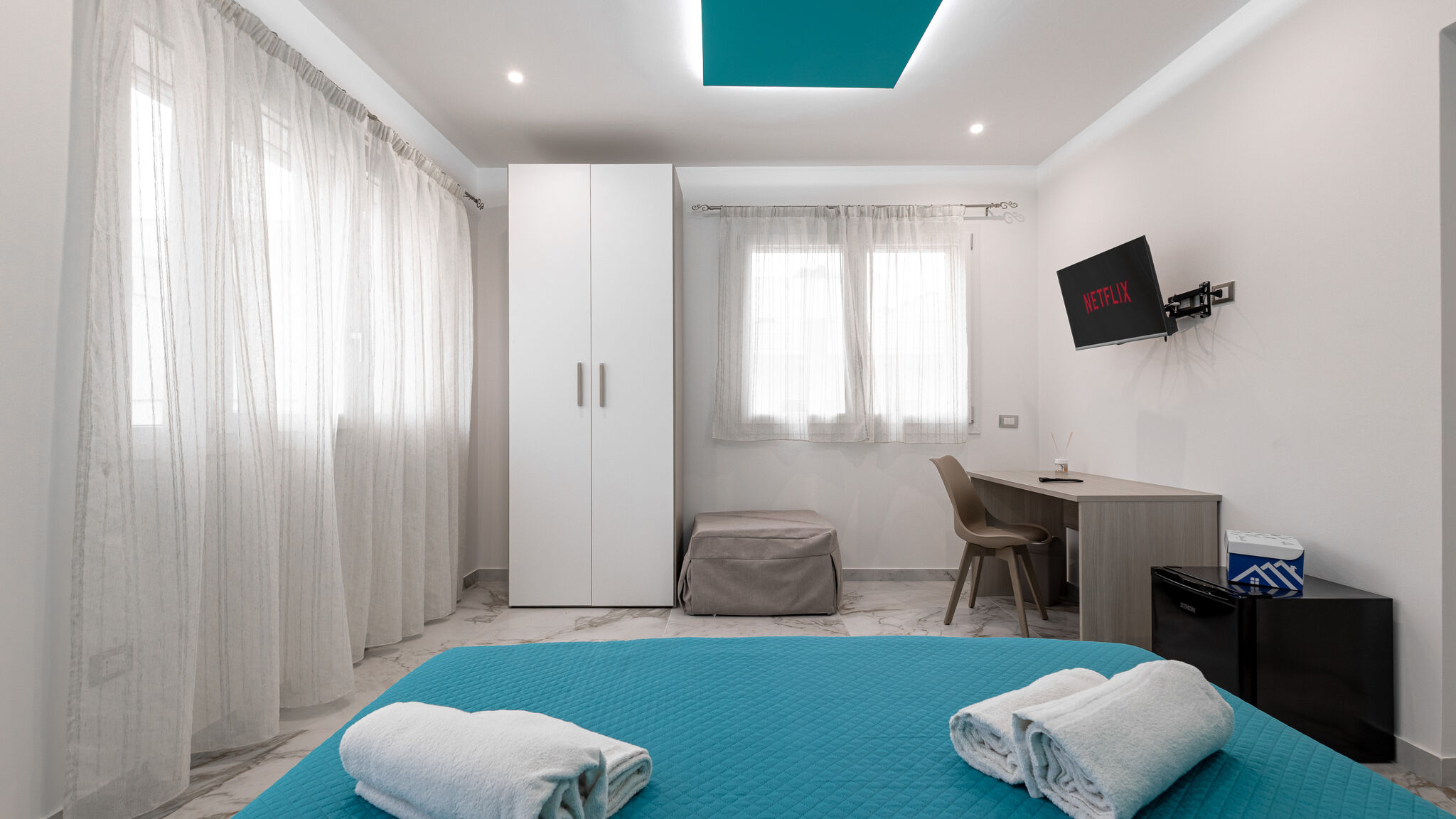 Italianway Terrasini Sea center Sicily Triple Primo Piano