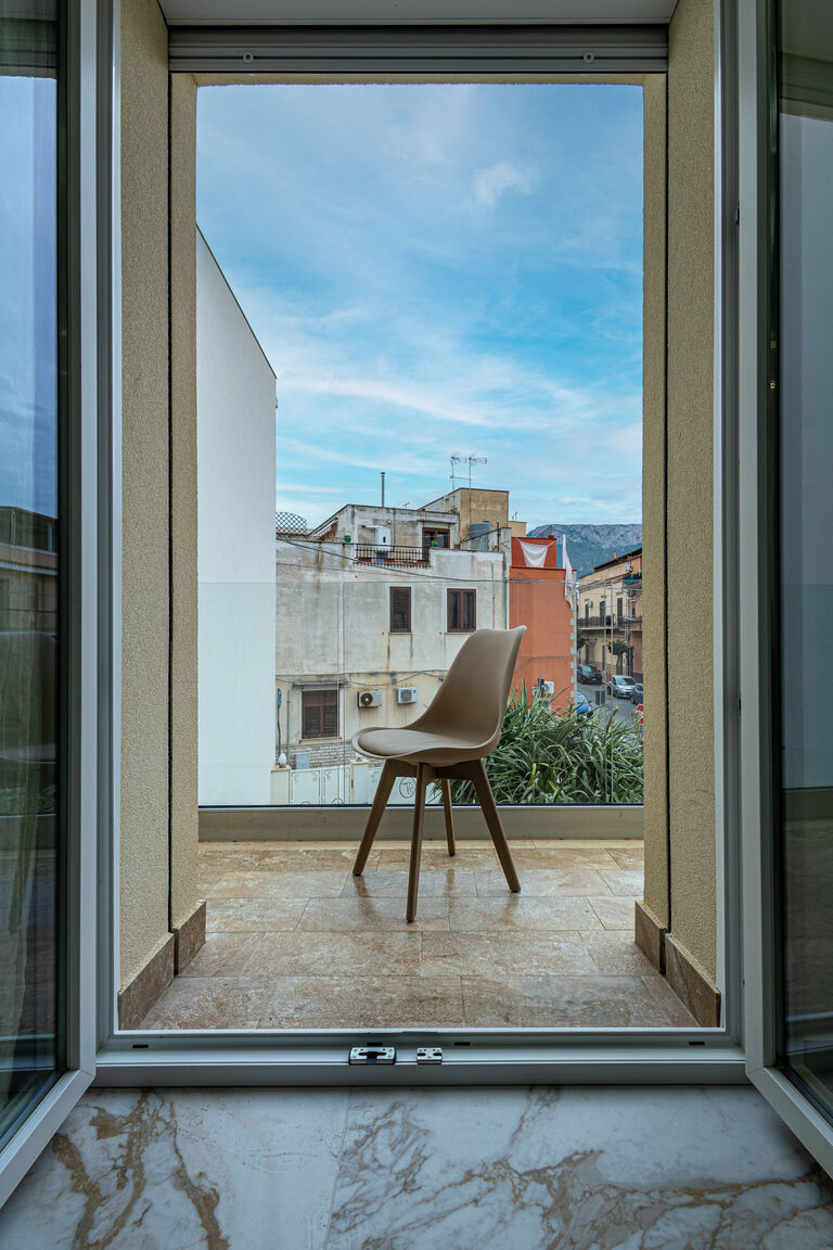 Italianway Terrasini Sea center Sicily Triple Primo Piano