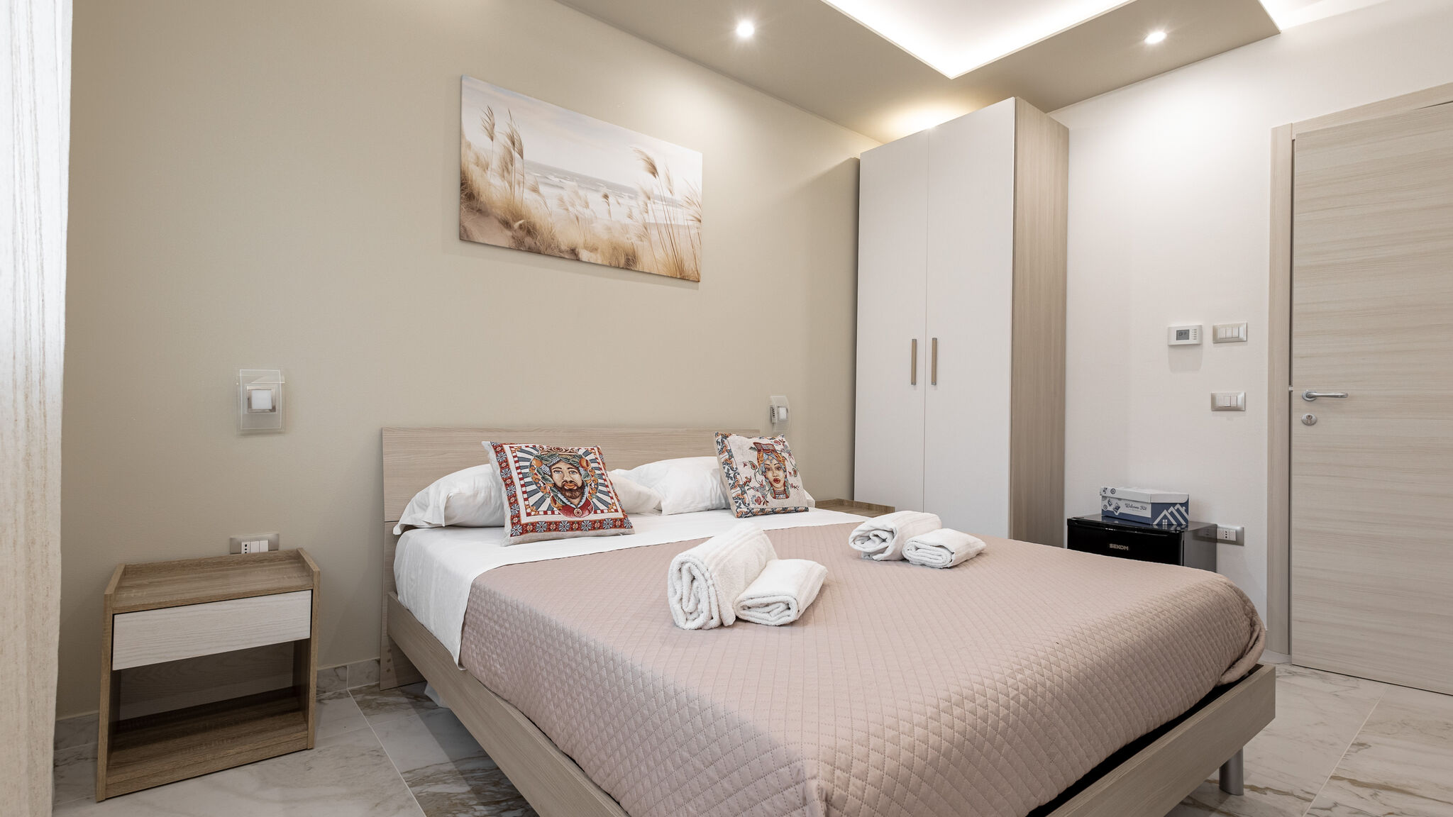 Italianway Terrasini Sea center Sicily Matrimonial Primo piano