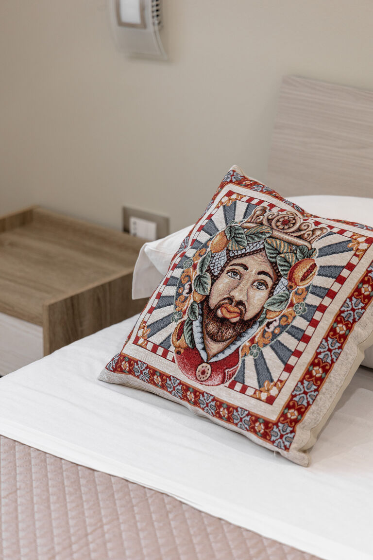 Italianway Terrasini Sea center Sicily Matrimonial Primo piano