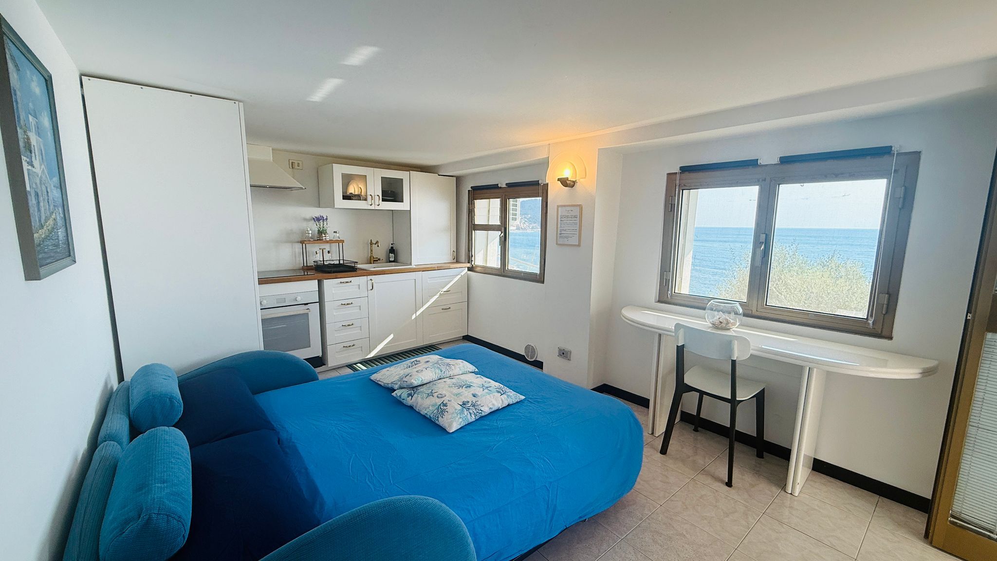 Italianway Andora Elegante vista mare con posto auto privato