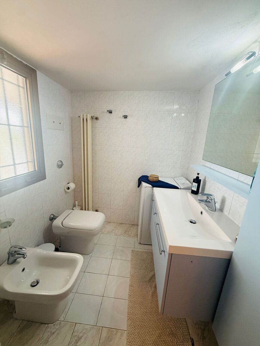 Italianway Andora Elegante vista mare con posto auto privato