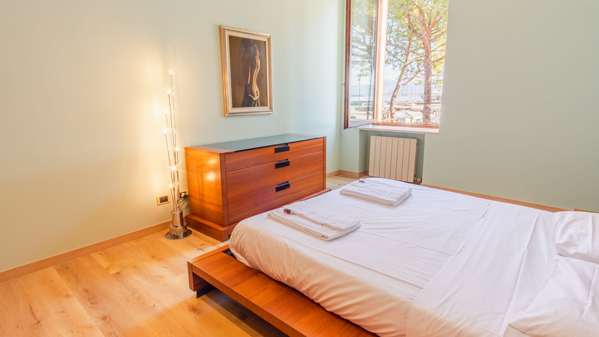 Italianway Desenzano del Garda Romantic Coast View