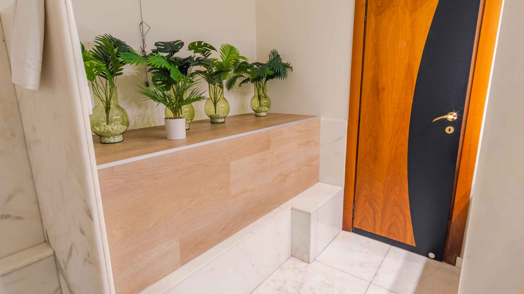 Italianway Desenzano del Garda Romantic Coast View