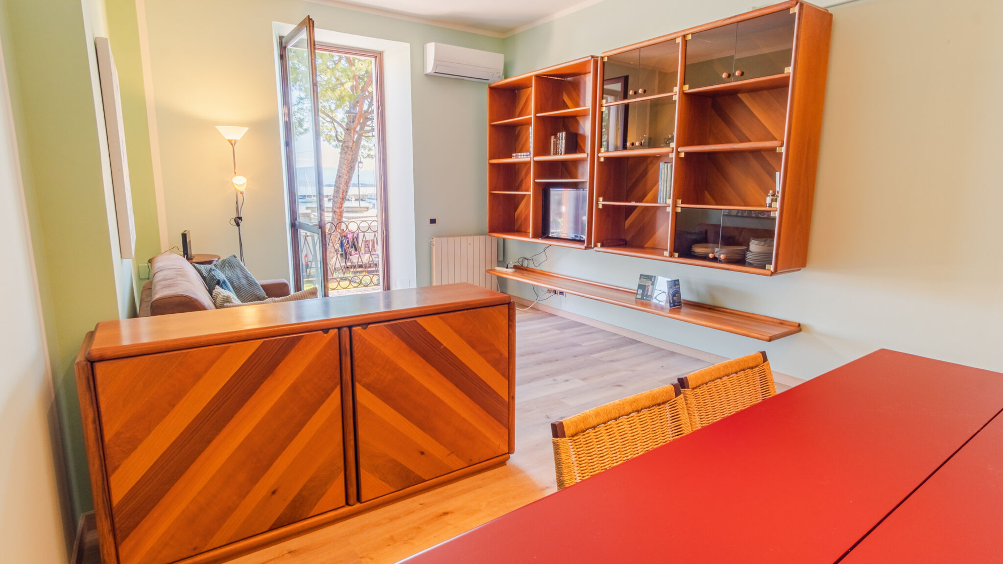 Italianway Desenzano del Garda Romantic Coast View