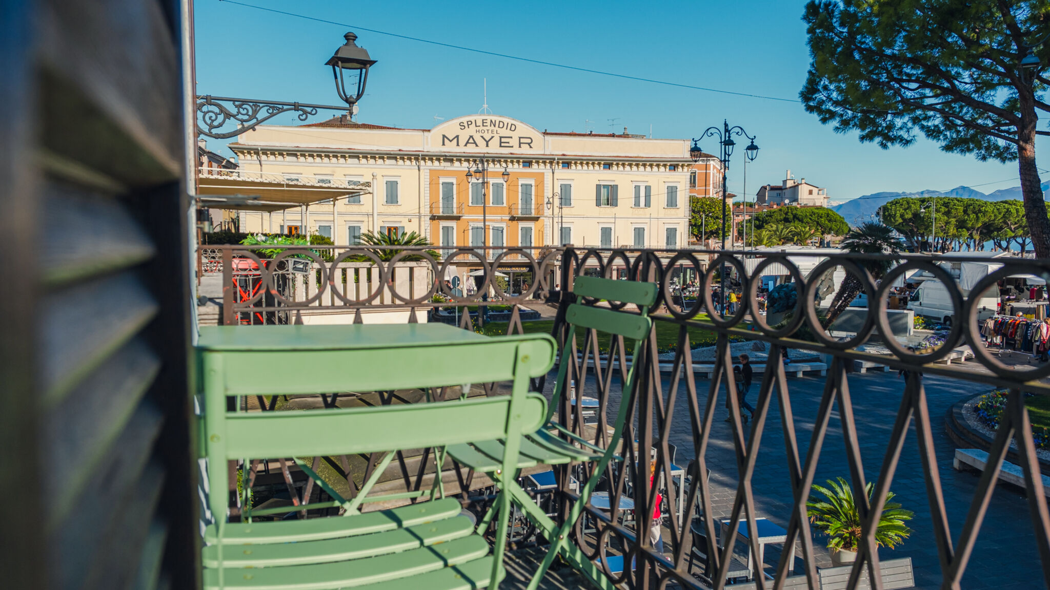 Italianway Desenzano del Garda Romantic Coast View