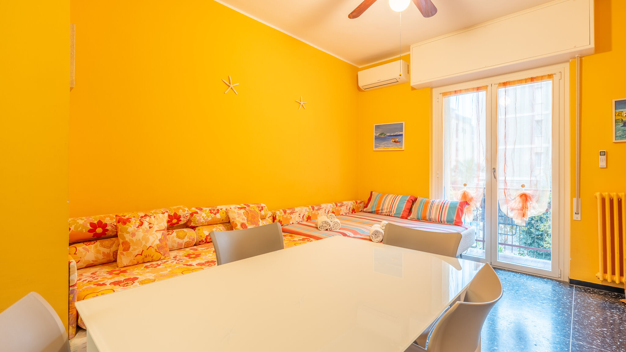 Italianway Spotorno La Stella Marina - 150 metri dal Mare con Box auto