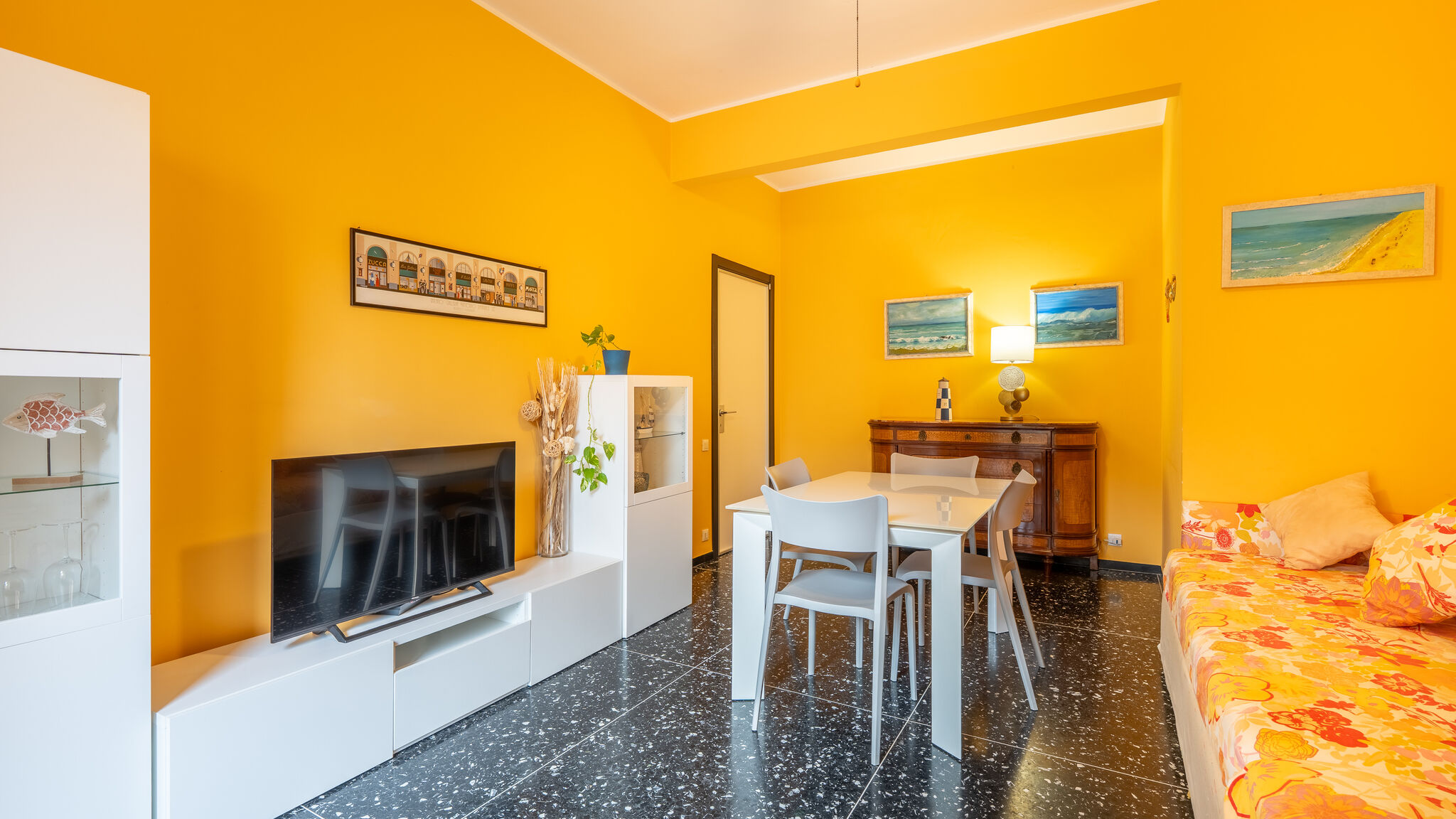 Italianway Spotorno La Stella Marina - 150 metri dal Mare con Box auto