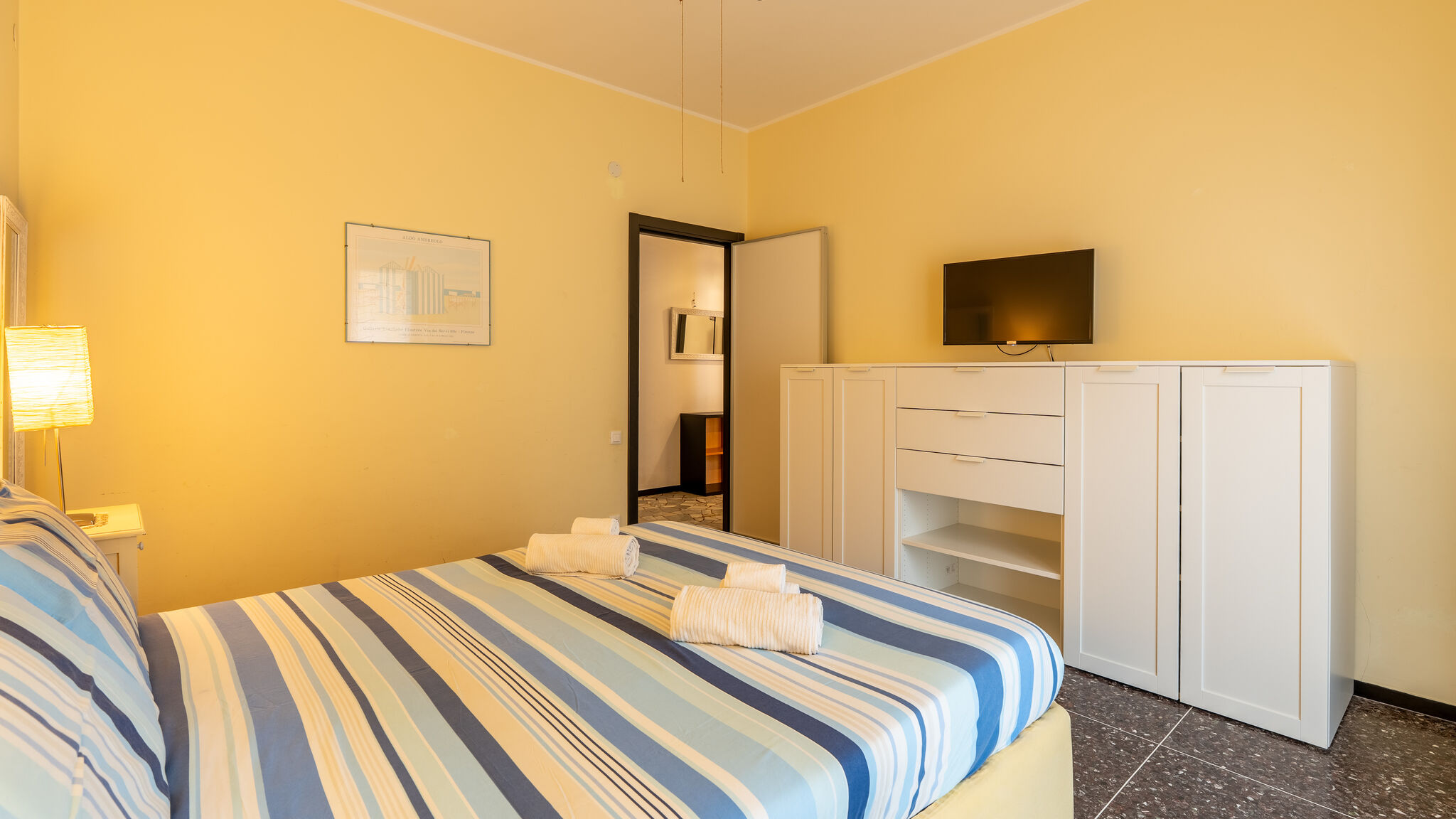 Italianway Spotorno La Stella Marina - 150 metri dal Mare con Box auto