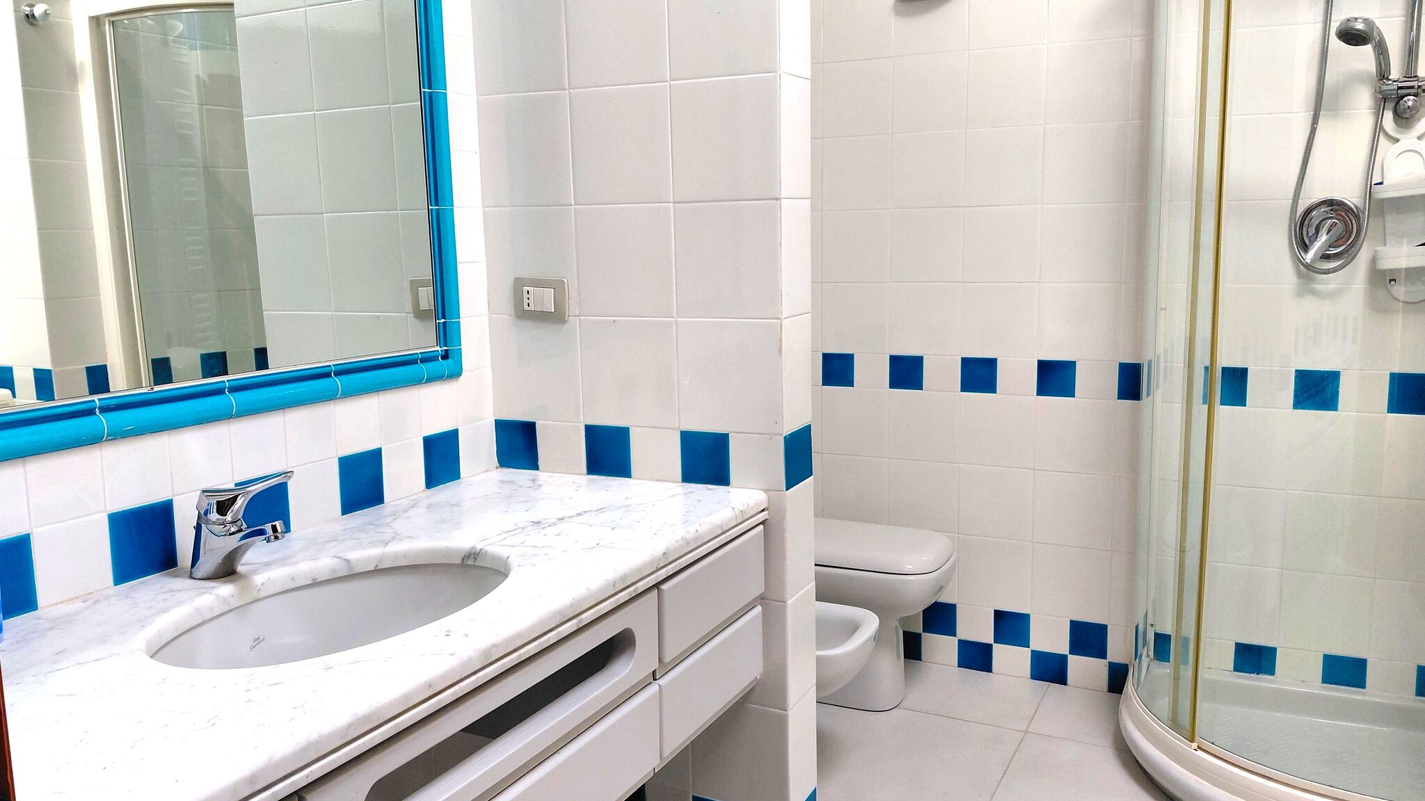 Italianway Alghero Bluefront