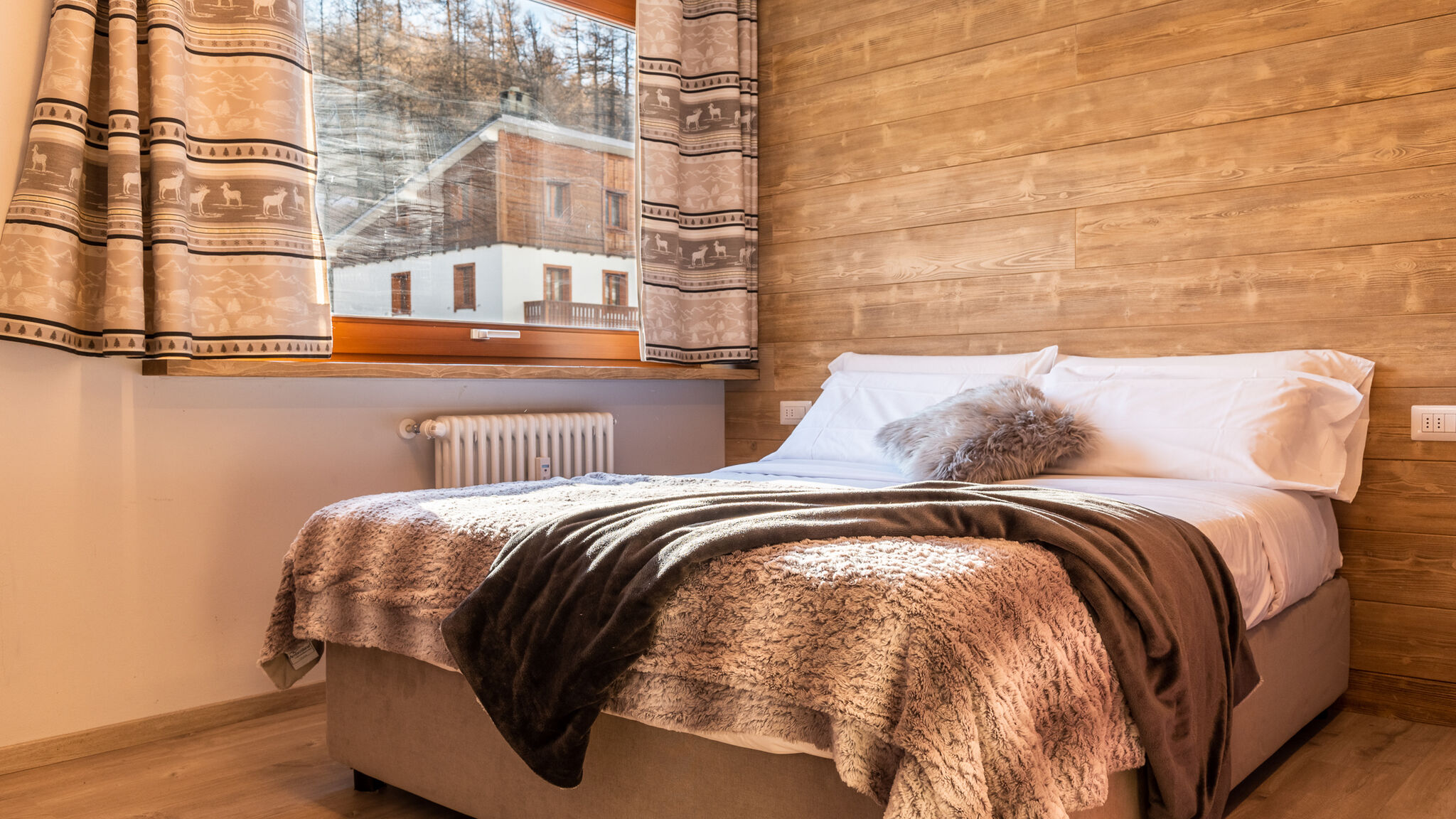 Italianway Valtournenche The Family Crest - Central Cervinia with Balcony 