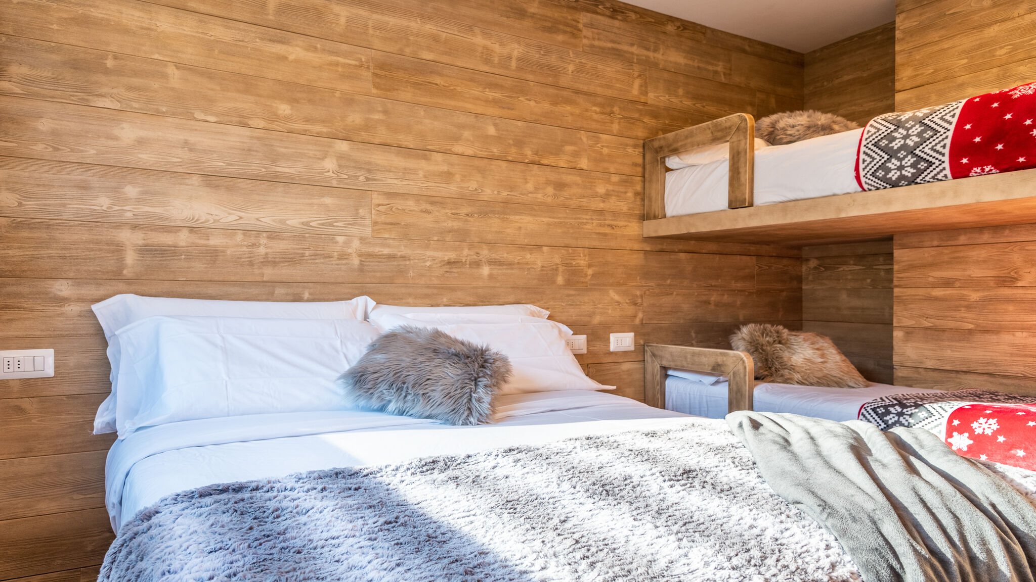 Italianway Valtournenche The Family Crest - Central Cervinia with Balcony 