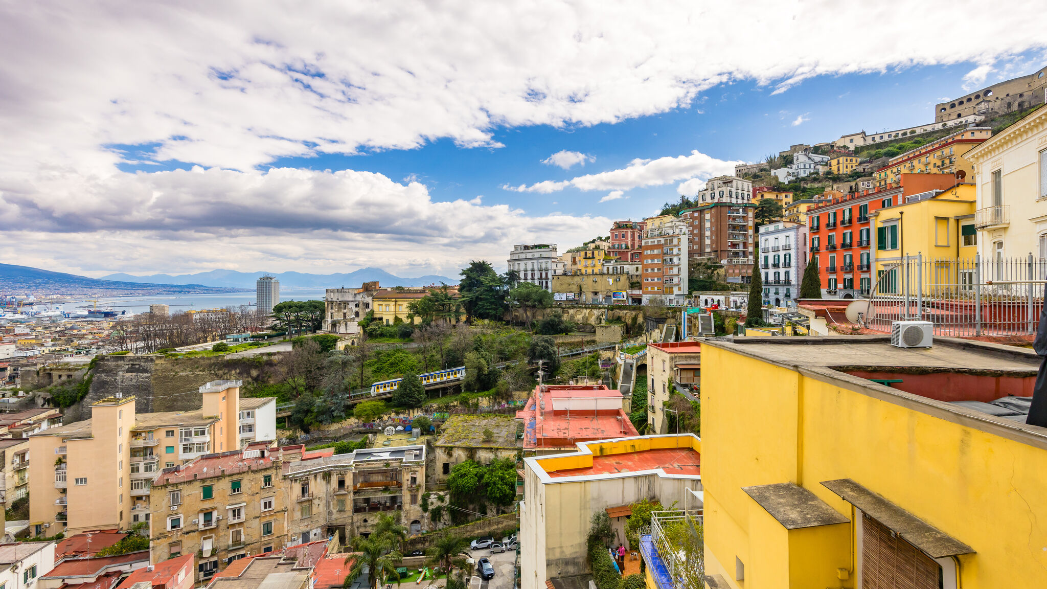 Italianway Napoli Romantic apartment with view 