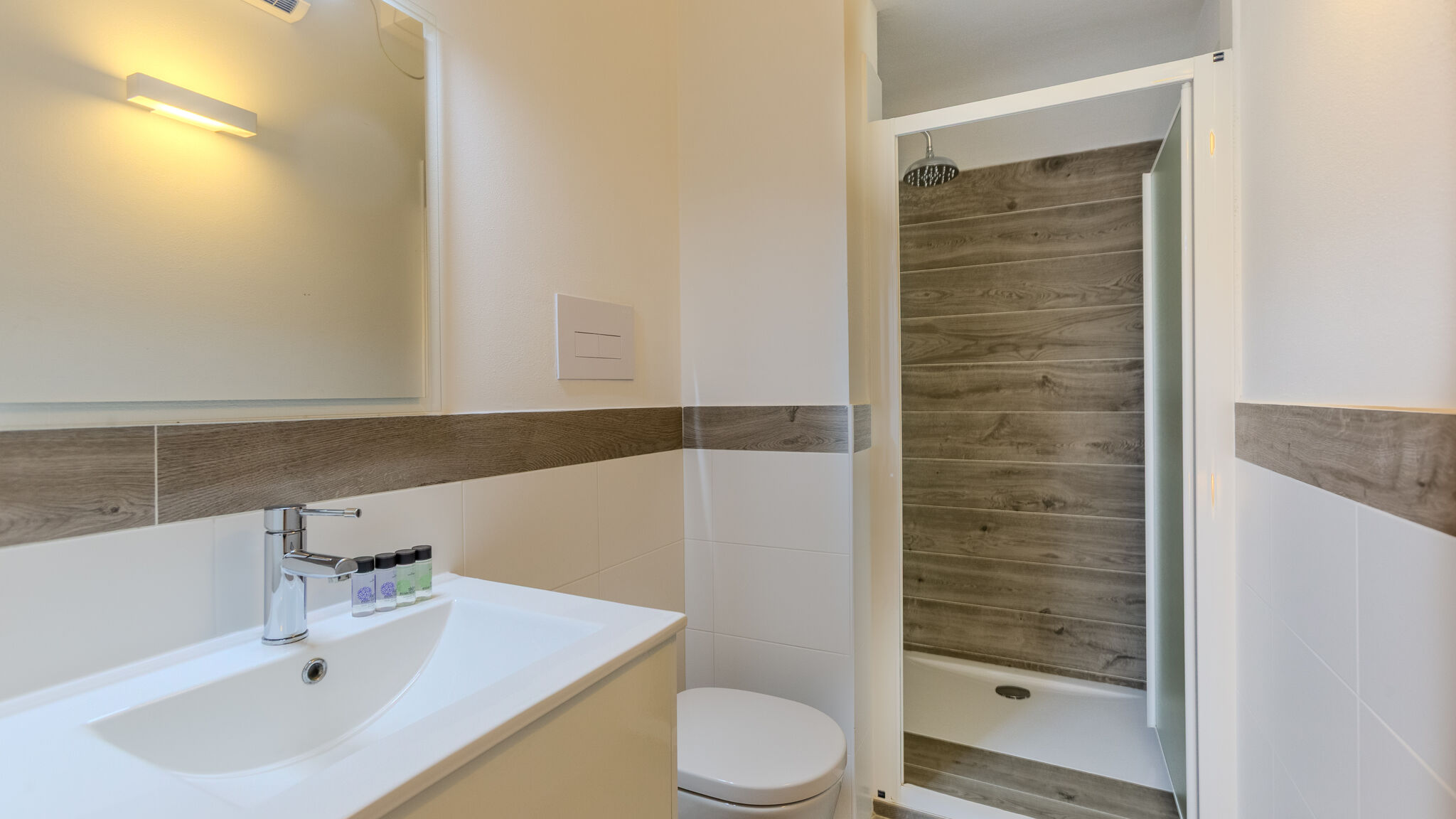 Italianway Sant'Anna Arresi Villa Prestige, Pool & Garden in Luxury Residence