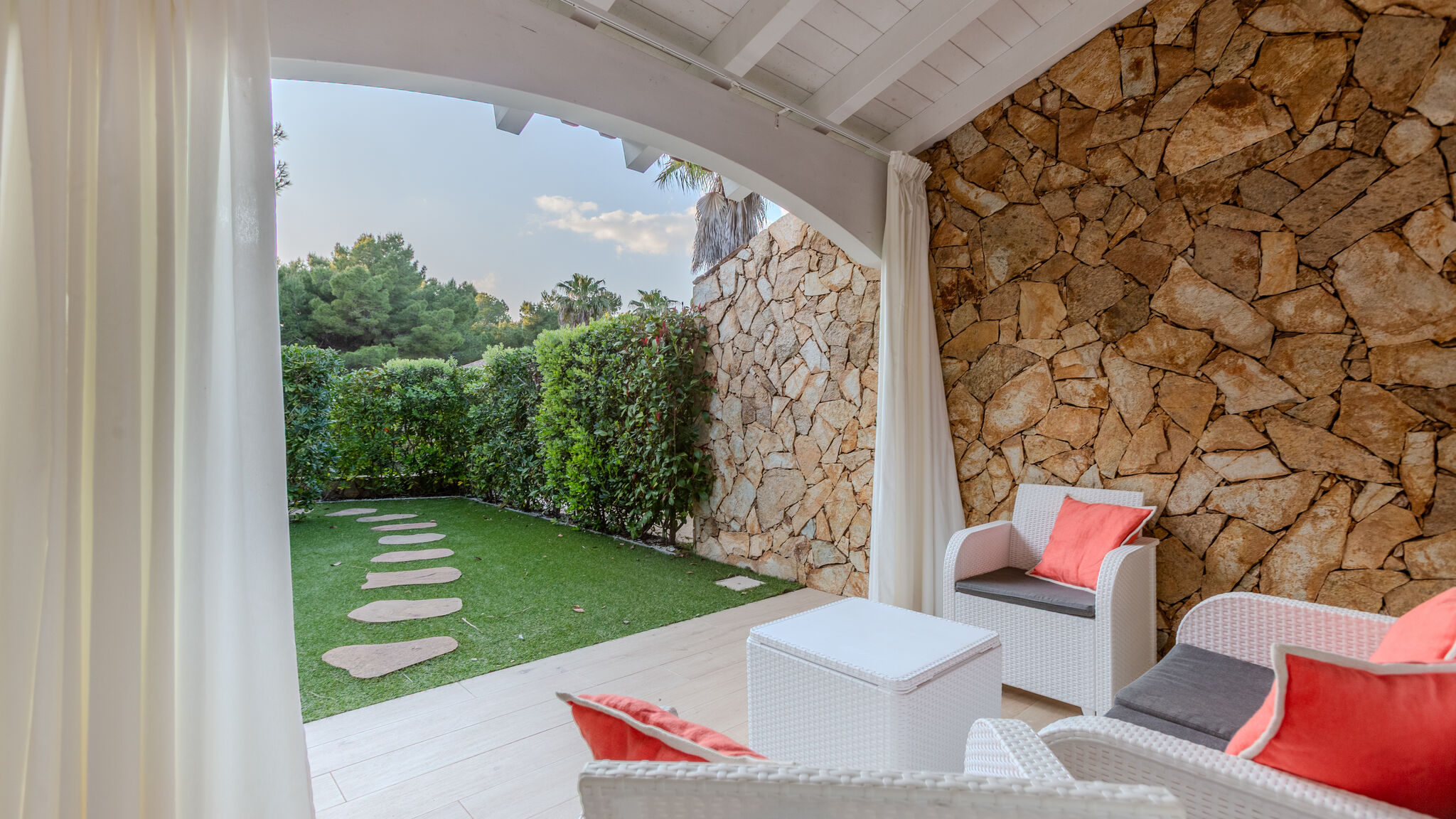 Italianway Sant'Anna Arresi Villa Prestige, Pool & Garden in Luxury Residence