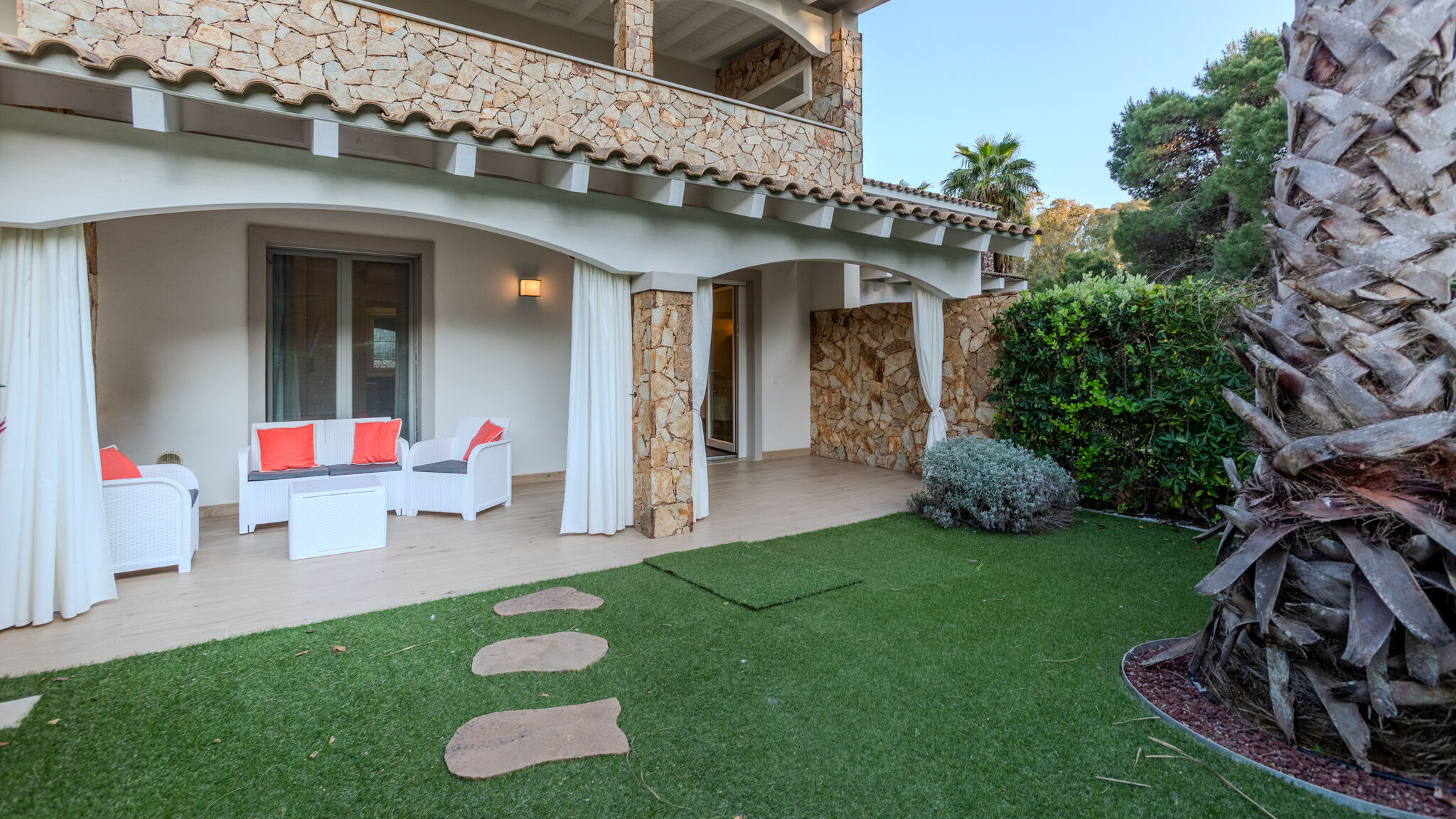 Italianway Sant'Anna Arresi Villa Prestige, Pool & Garden in Luxury Residence