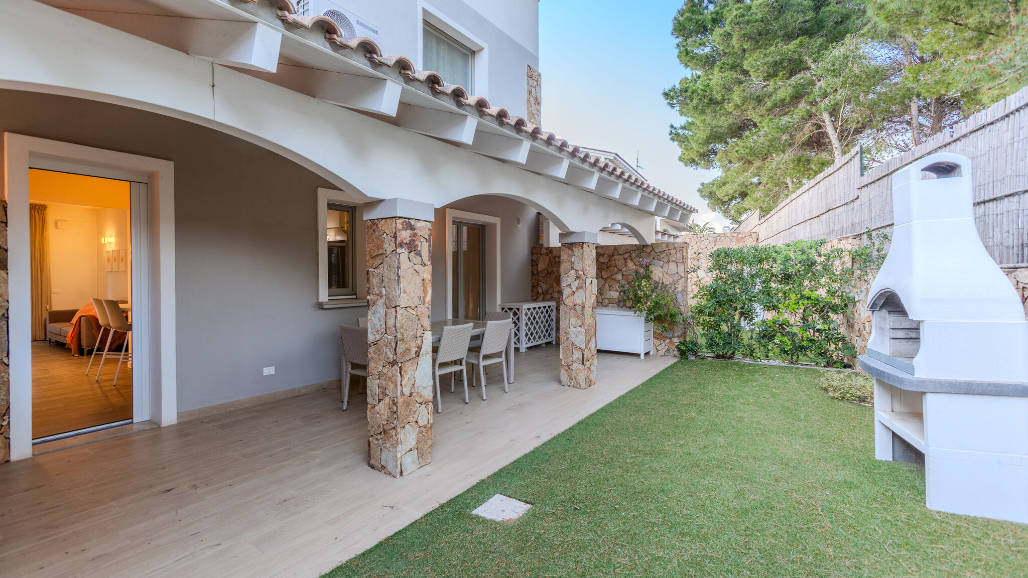 Italianway Sant'Anna Arresi Villa Prestige, Pool & Garden in Luxury Residence