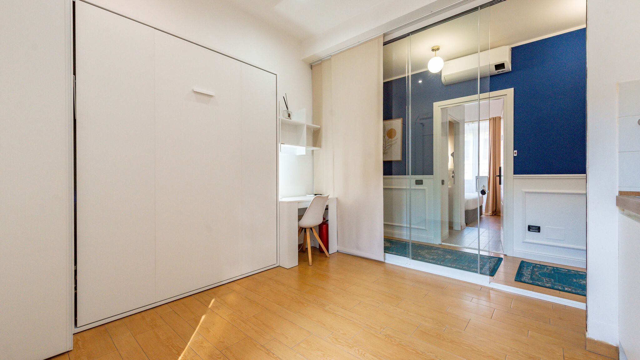 Italianway Roma 28 - Crescenzio 74 - Vetrata