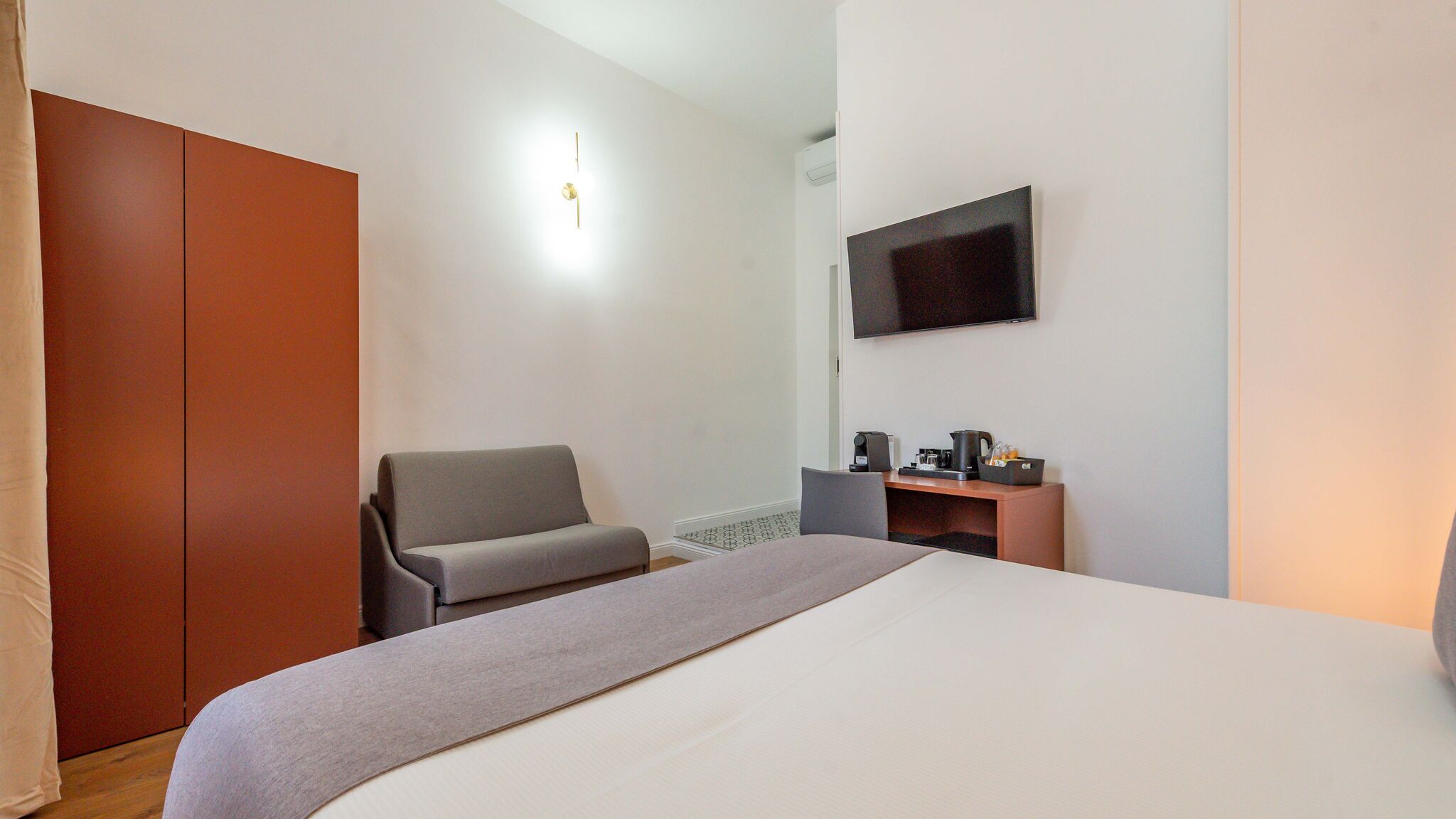 Italianway Roma 31 - Crescenzio 74 - room 503 tripla