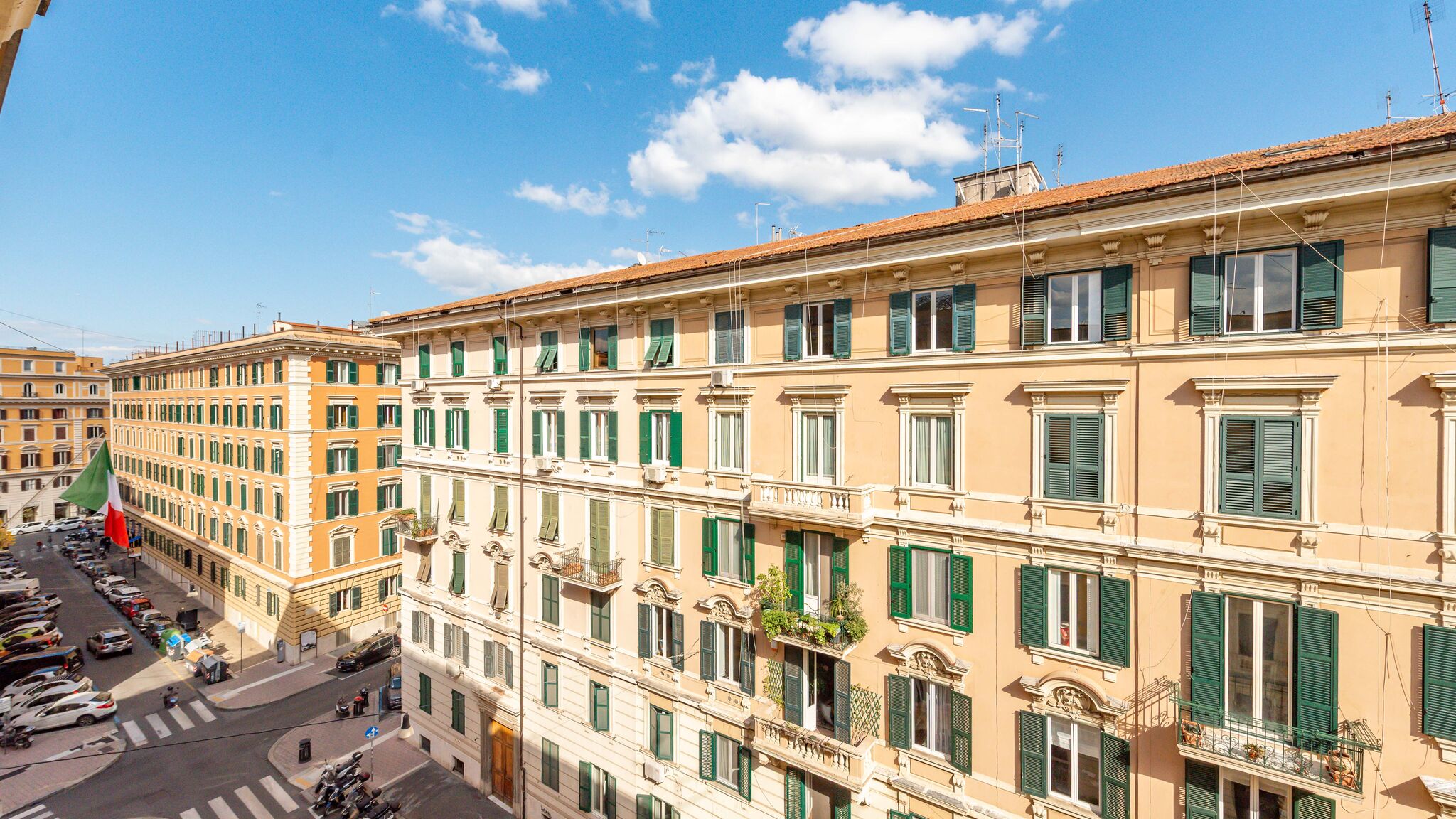 Italianway Roma 31 - Crescenzio 74 - room 503 tripla