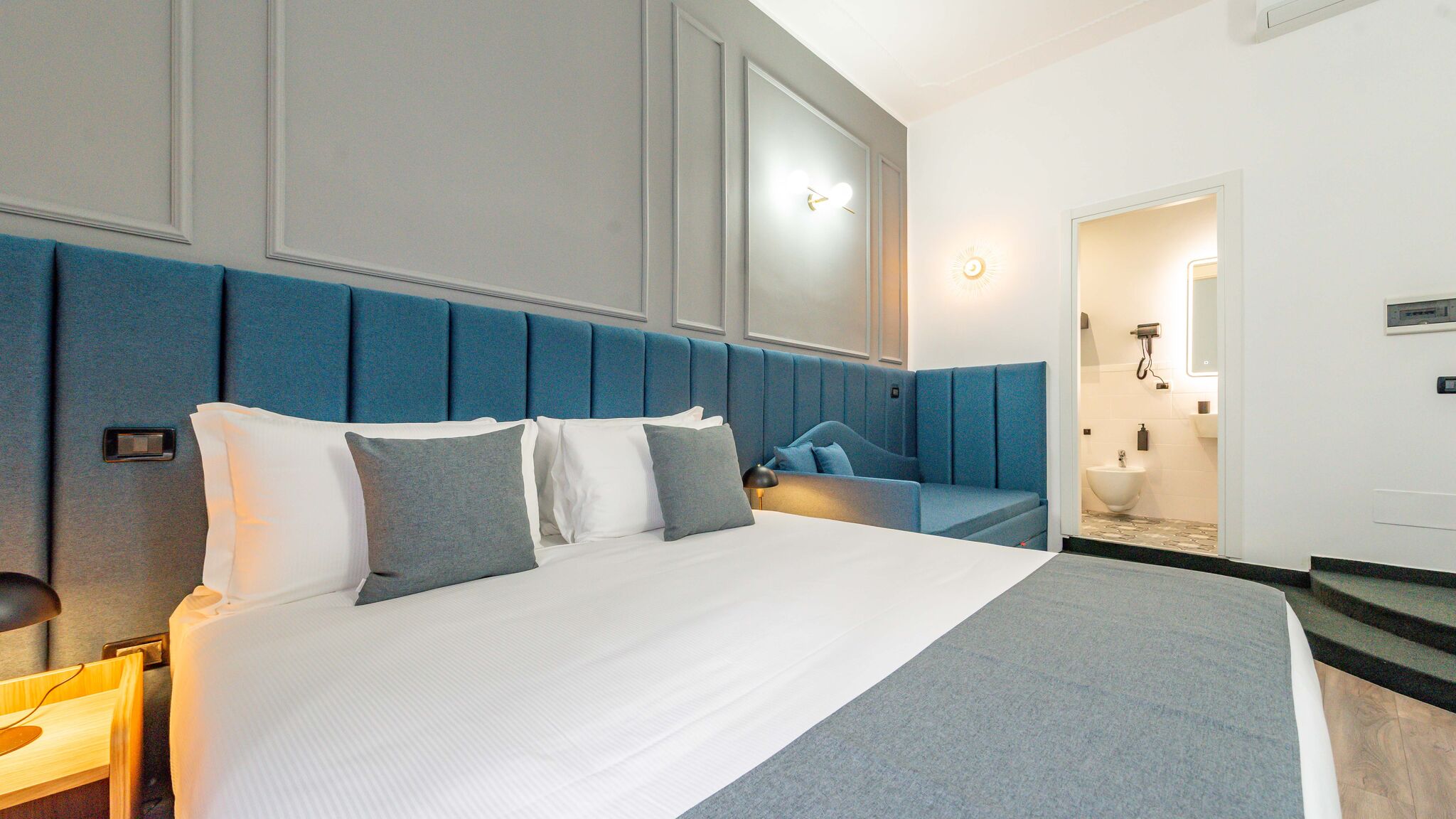 Italianway Roma 32 - Crescenzio 74 - room 504 quadrupla