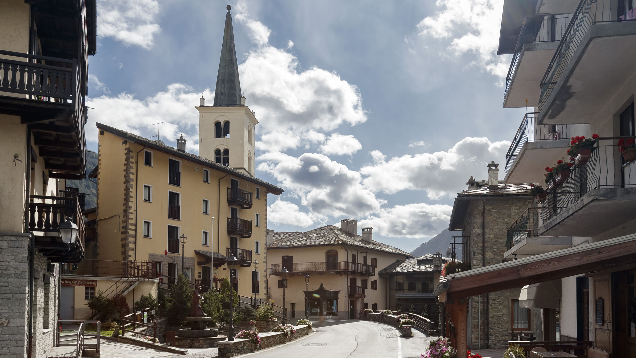 Italianway Valtournenche Maison Rue de La Neige