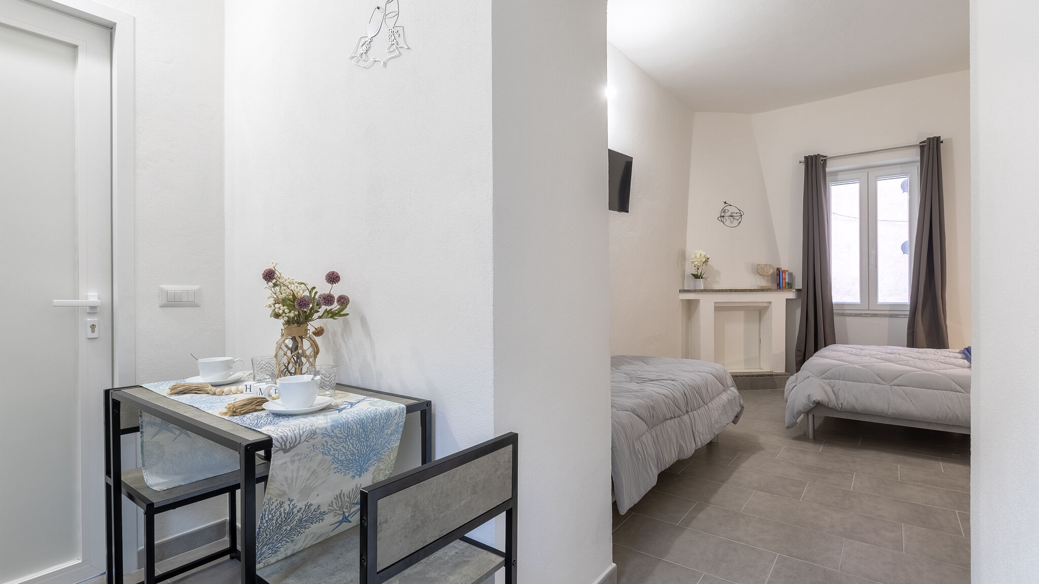 Italianway Badesi Sardinia Re - La Casa di Alice - 2 Grey Room