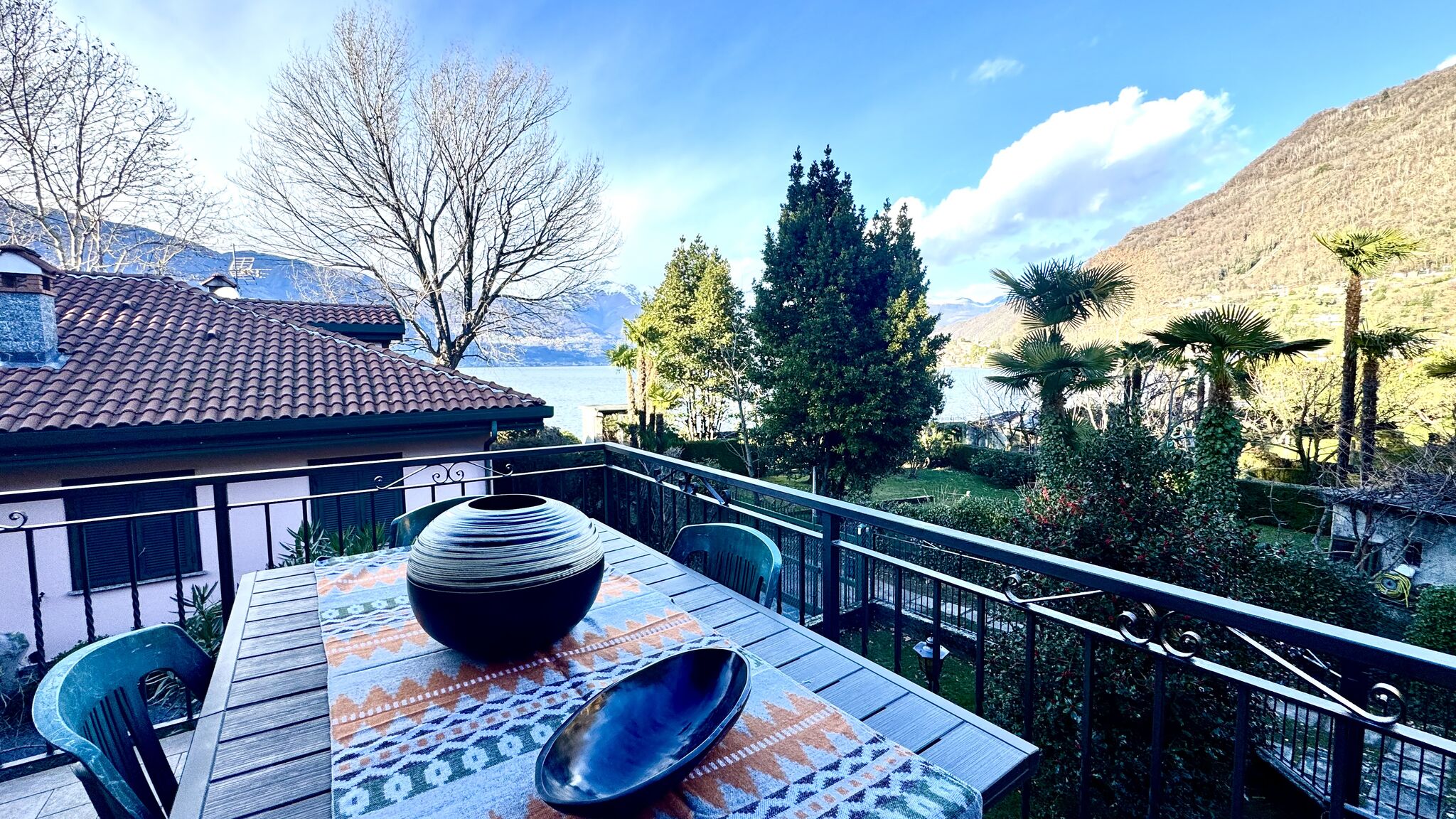 Italianway Dervio Villa Elvira appartamento fronte lago di Como A/C