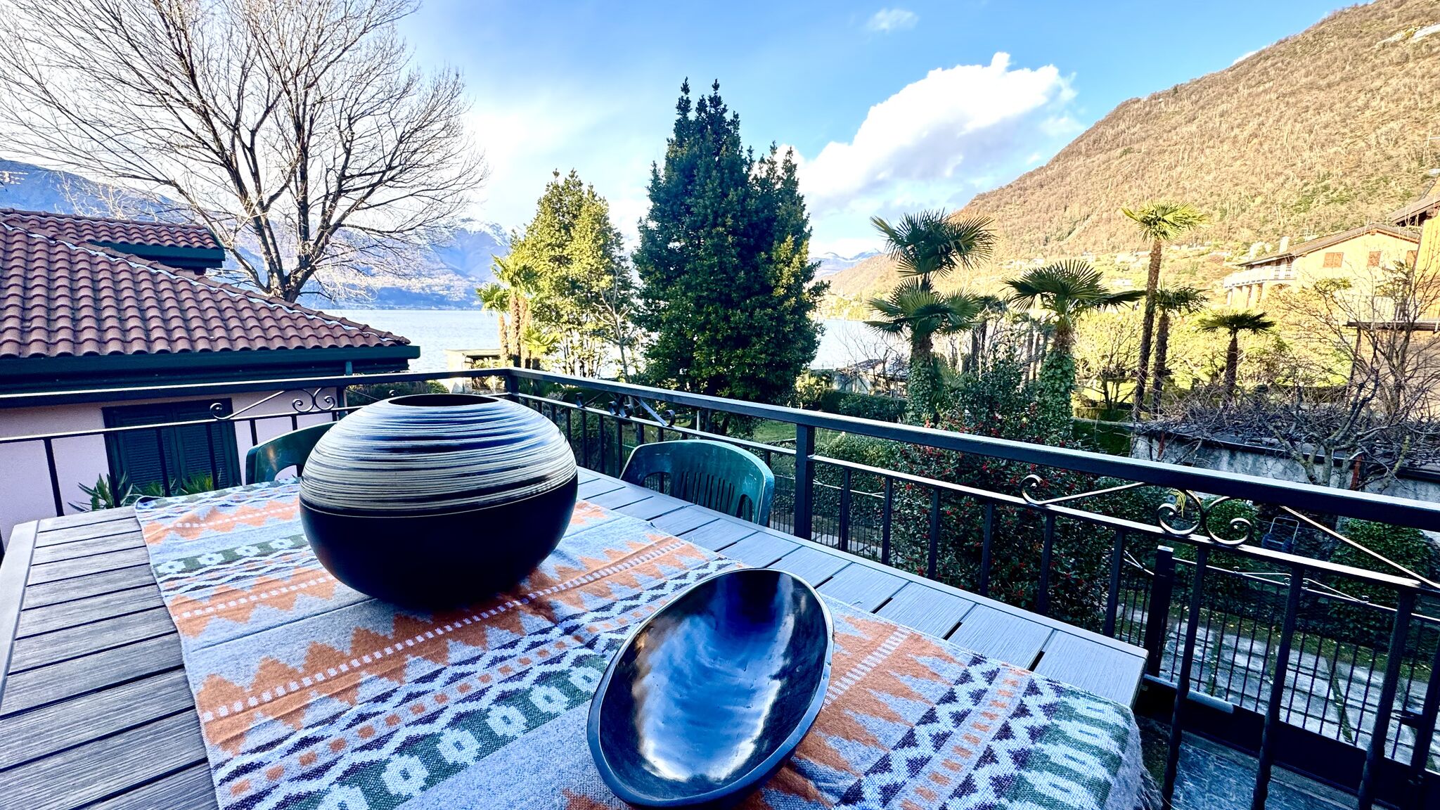 Italianway Dervio Villa Elvira appartamento fronte lago di Como A/C