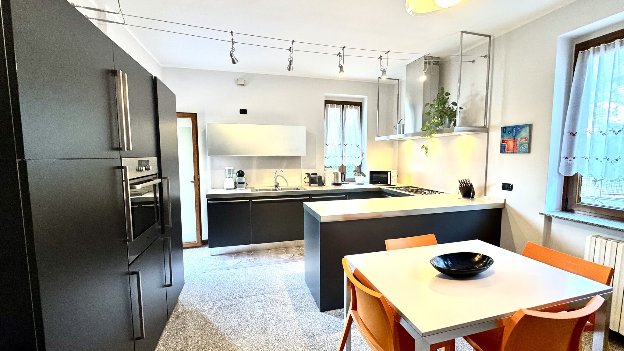 Italianway Dervio Villa Elvira appartamento fronte lago di Como A/C