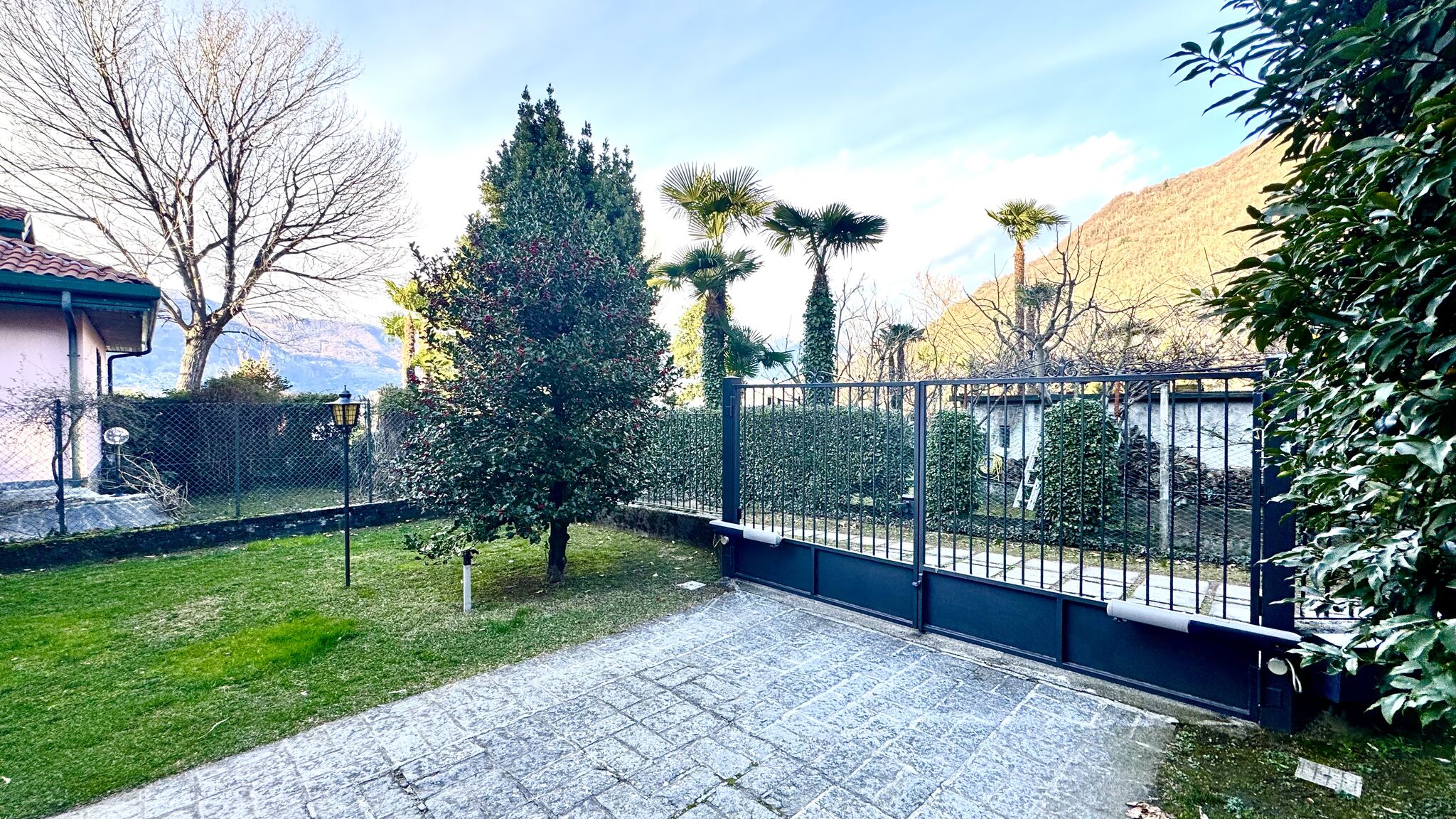 Italianway Dervio Villa Elvira appartamento fronte lago di Como A/C