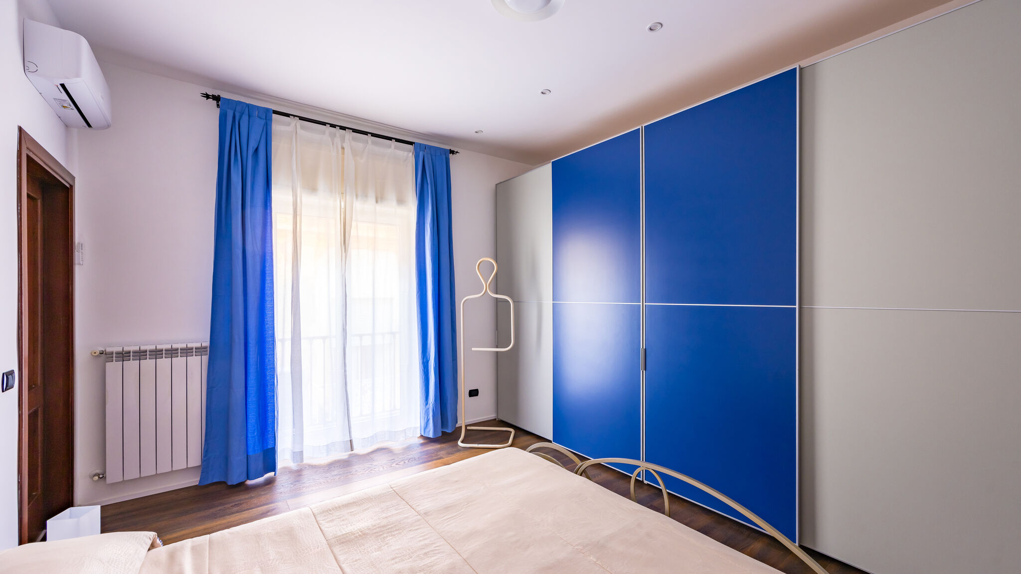 Italianway Napoli Wide and Arty at Spanish Quarter