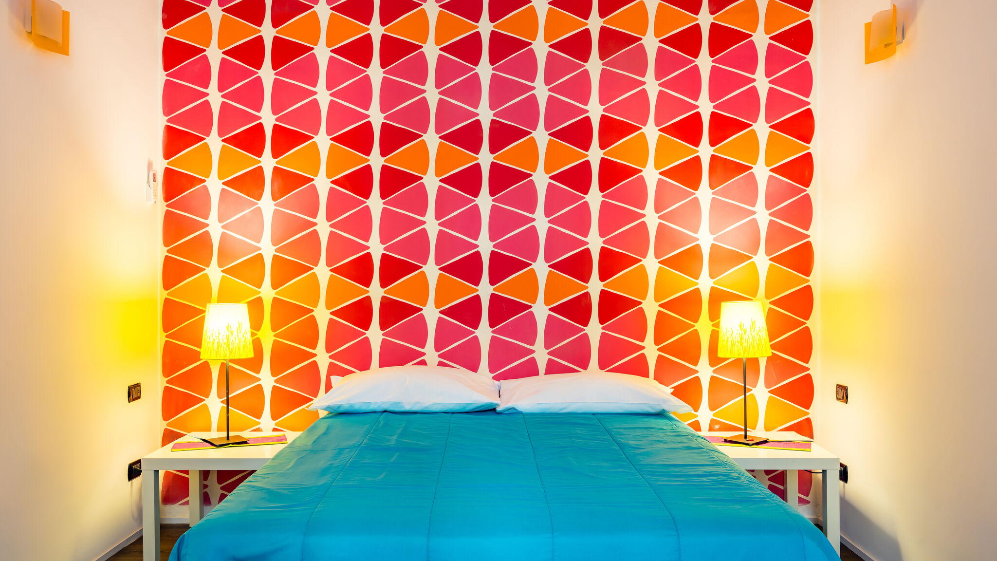 Italianway Napoli Wide and Arty at Spanish Quarter