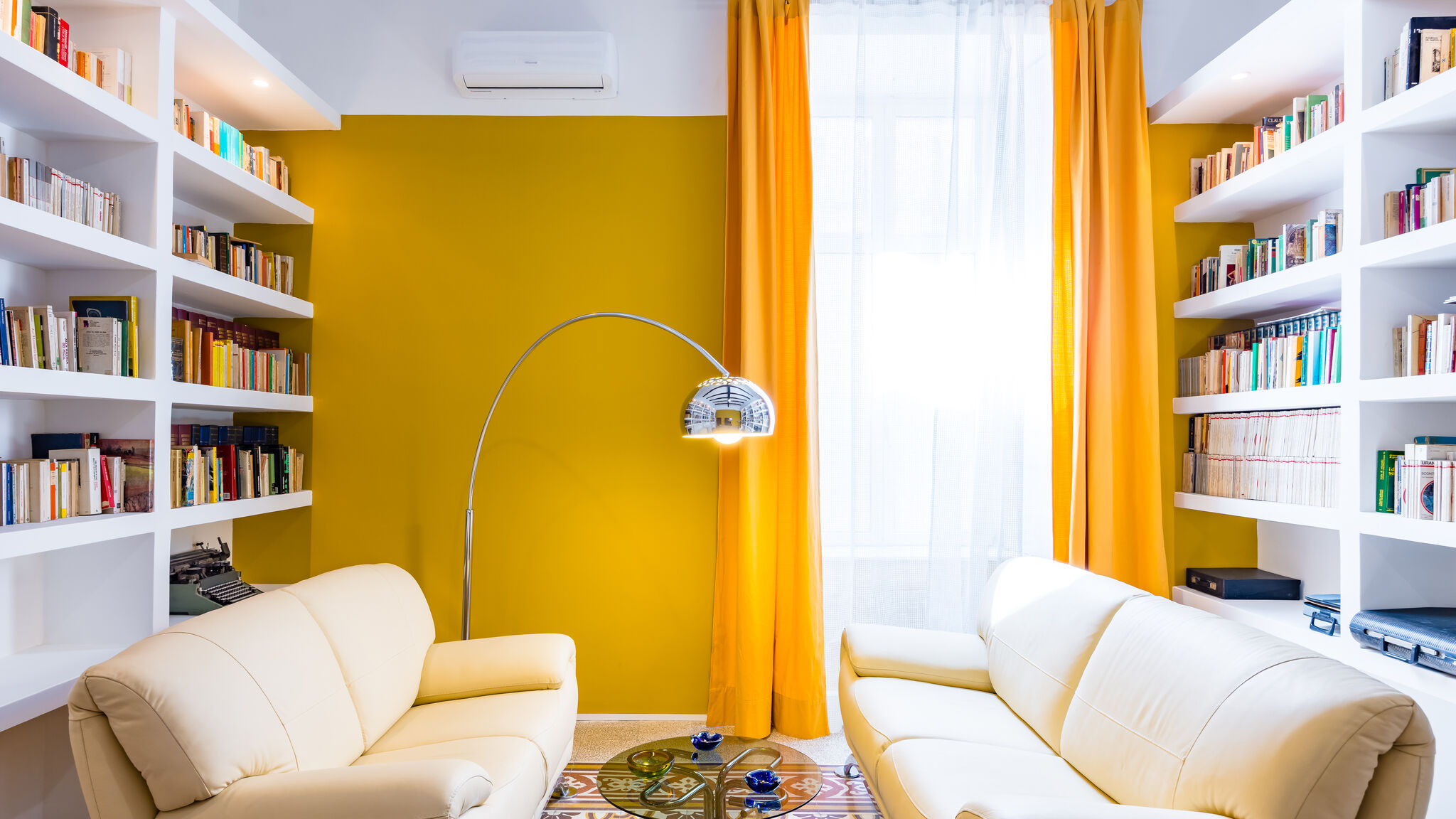 Italianway Napoli Wide and Arty at Spanish Quarter