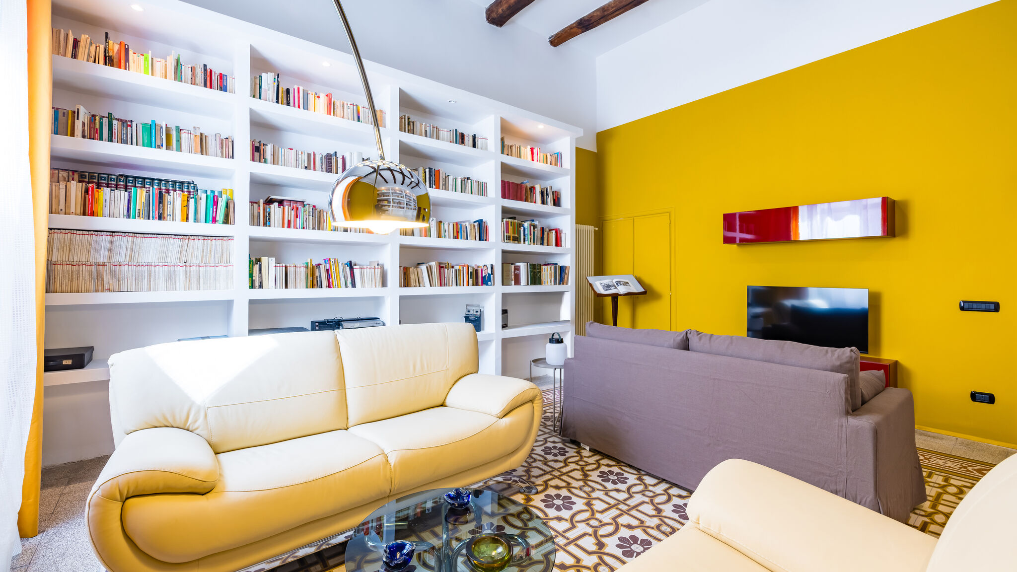 Italianway Napoli Wide and Arty at Spanish Quarter