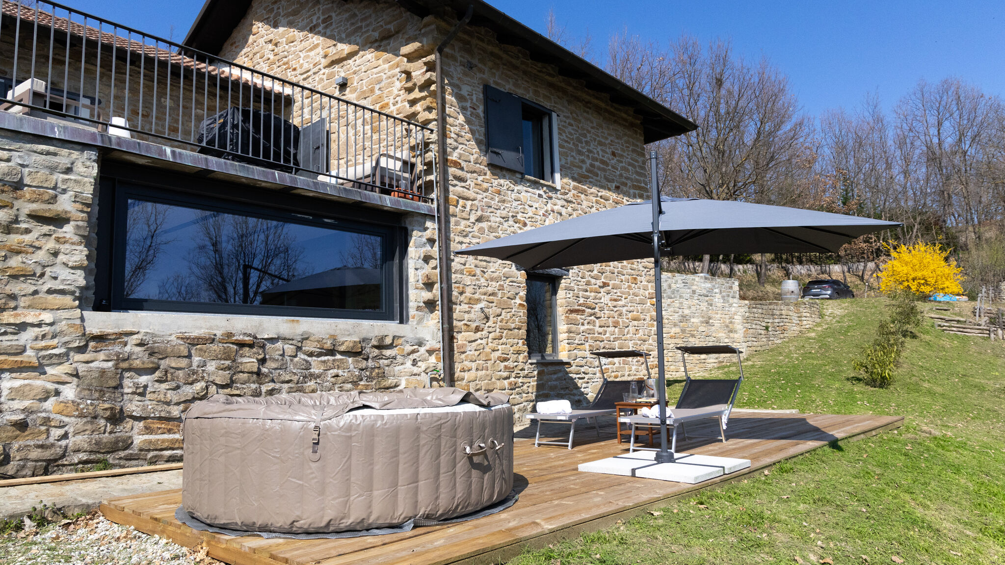Italianway Cessole Vineyard Fit - Spa Retreat. Jacuzzi Sauna Langhe